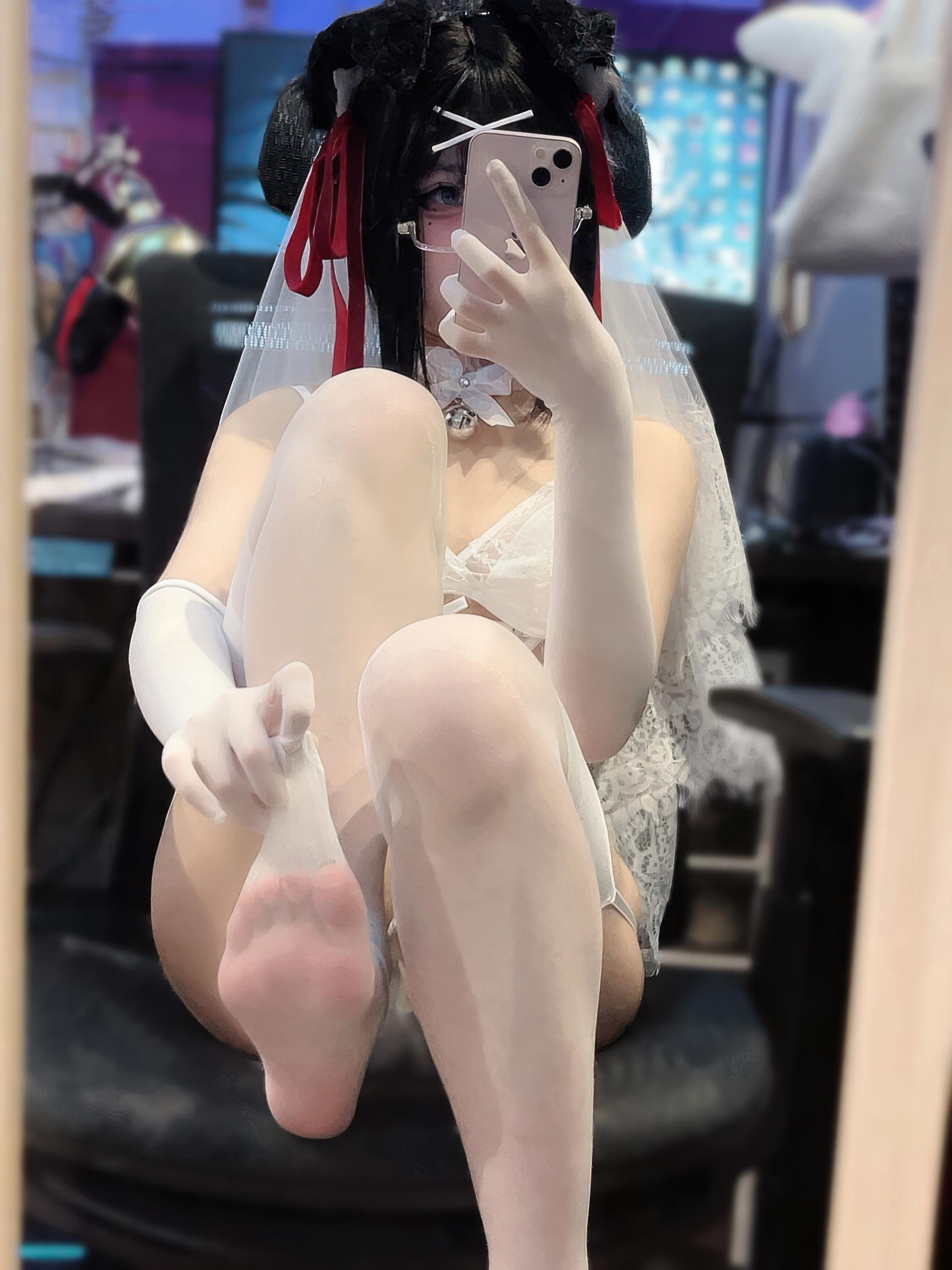 [cosplay] 清水凪 - 小狗花嫁：蕾丝婚纱搭配白丝造型 甜美氛围感的花嫁主题 37P3V