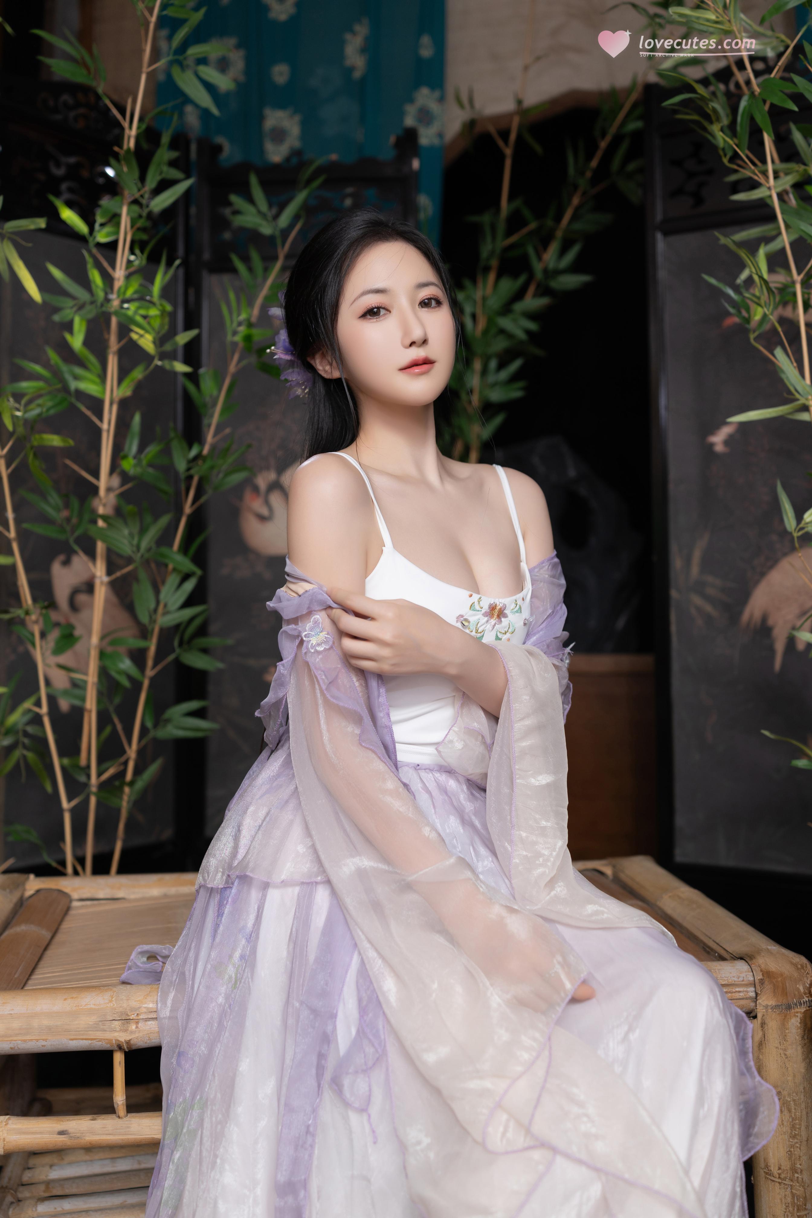 [모델] 어란피쉬 - 나비: 고풍 나비 테마의 경쾌한 분위기, 아름다운 다리 라인과 카메라 연출이 돋보이는 120P
