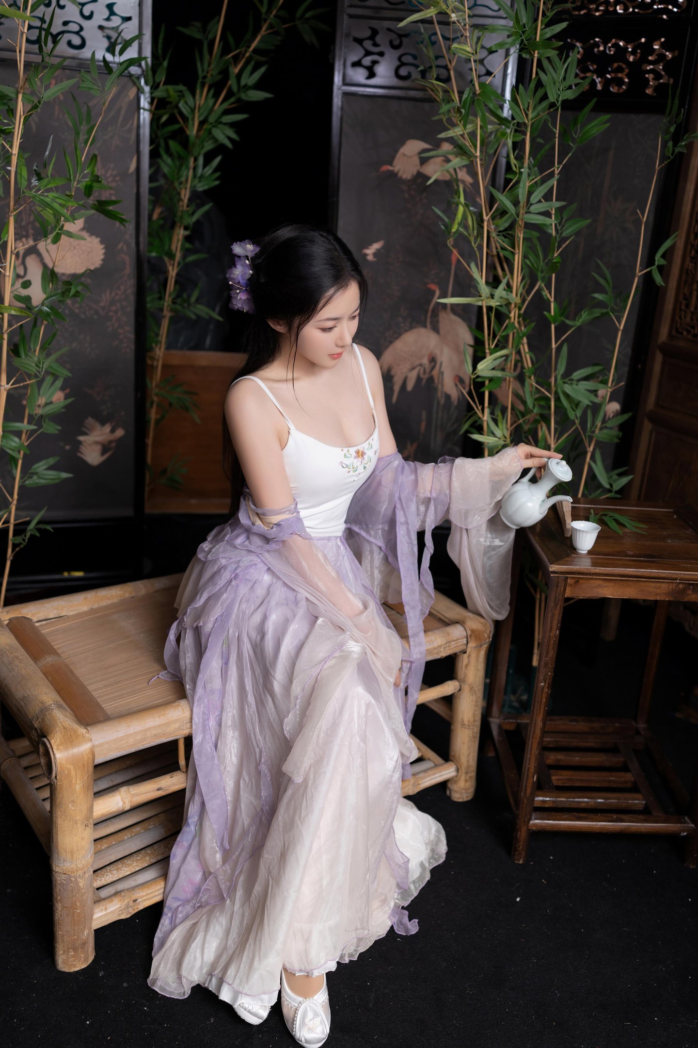 [모델] 어란피쉬 - 나비: 고풍 나비 테마의 경쾌한 분위기, 아름다운 다리 라인과 카메라 연출이 돋보이는 120P