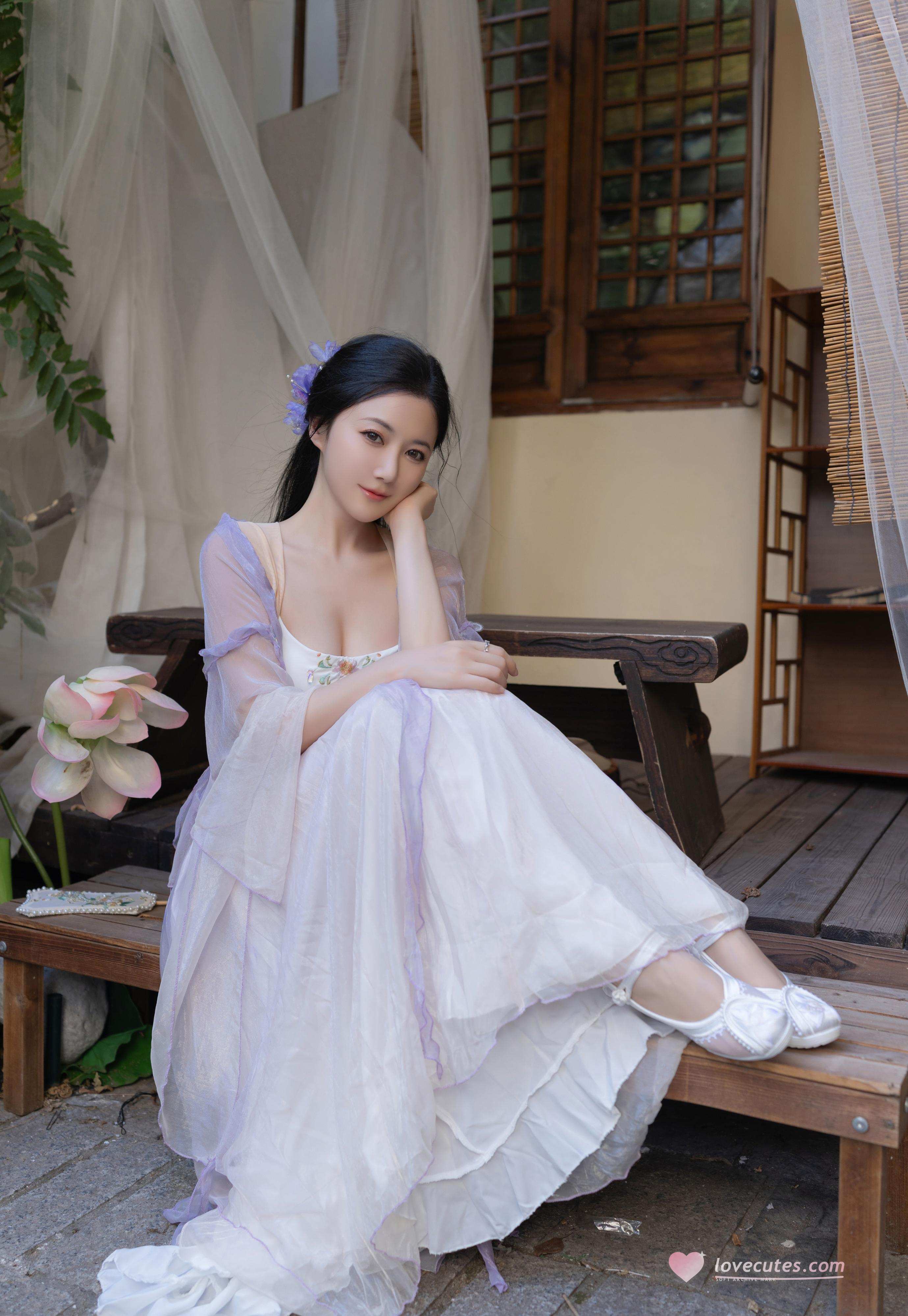 [모델] 어란피쉬 - 나비: 고풍 나비 테마의 경쾌한 분위기, 아름다운 다리 라인과 카메라 연출이 돋보이는 120P