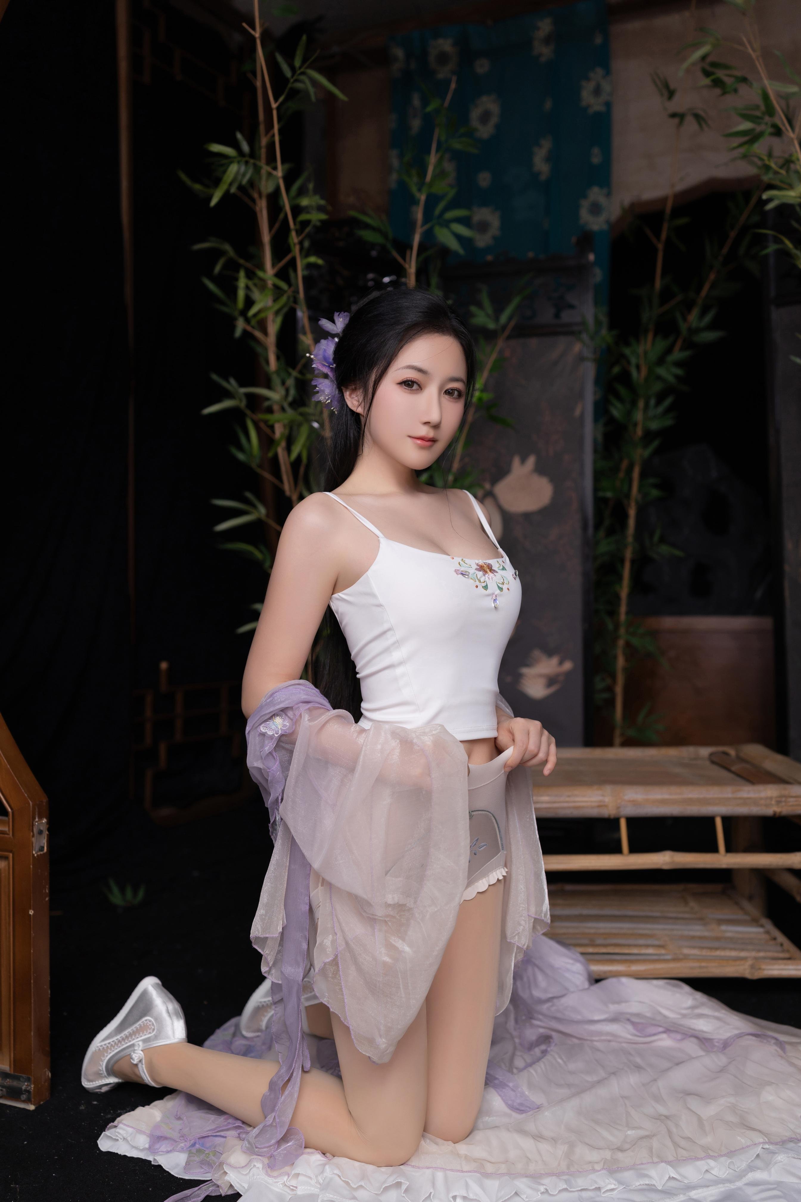 [모델] 어란피쉬 - 나비: 고풍 나비 테마의 경쾌한 분위기, 아름다운 다리 라인과 카메라 연출이 돋보이는 120P