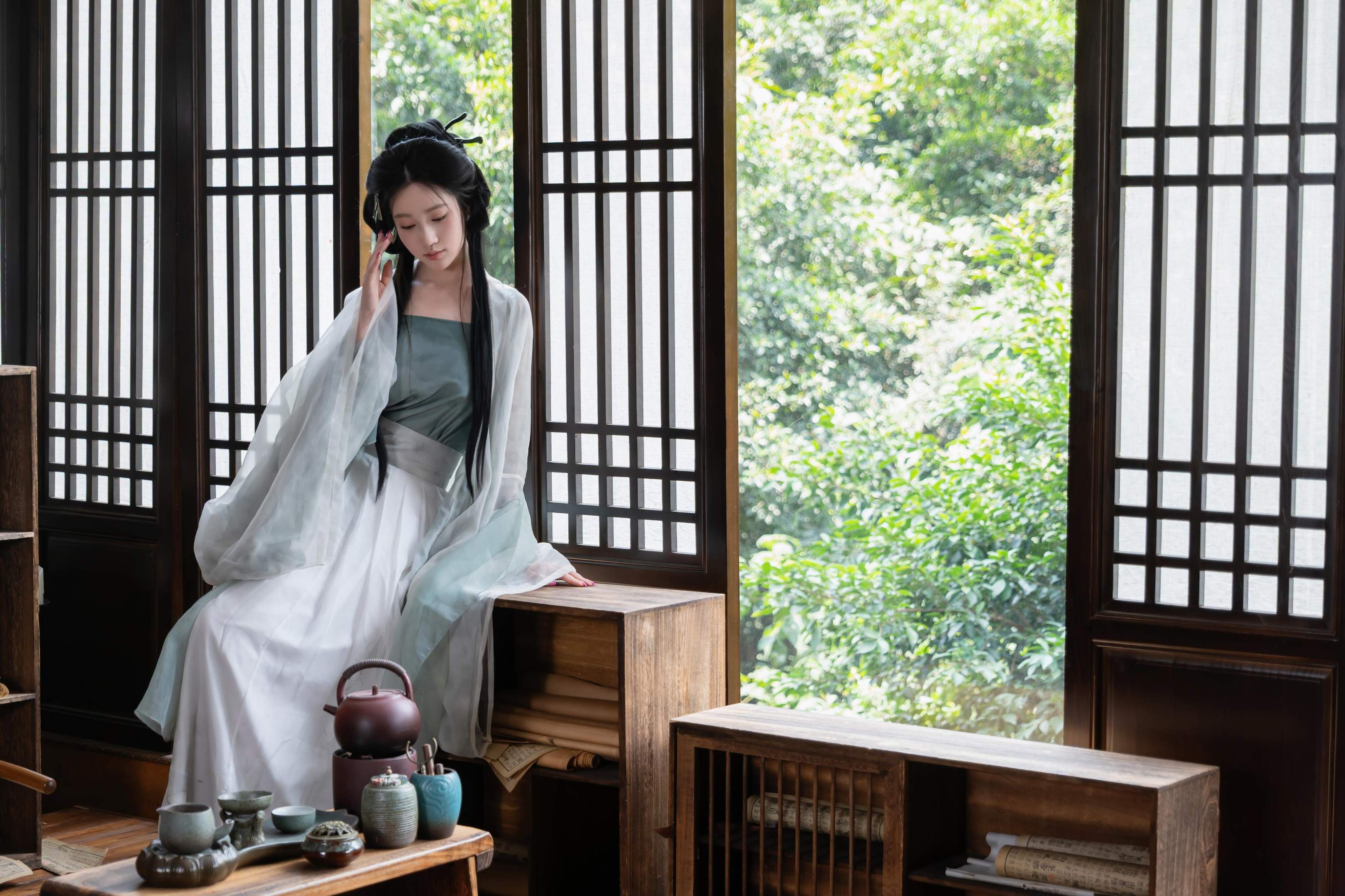 [Ảnh] Nnian - 浣溪沙: Áo Gấm Mỏng Manh, Vẻ Đẹp Quyến Rũ Từ Cửa Sổ Gỗ, Phong Cách Cổ Điển 80P