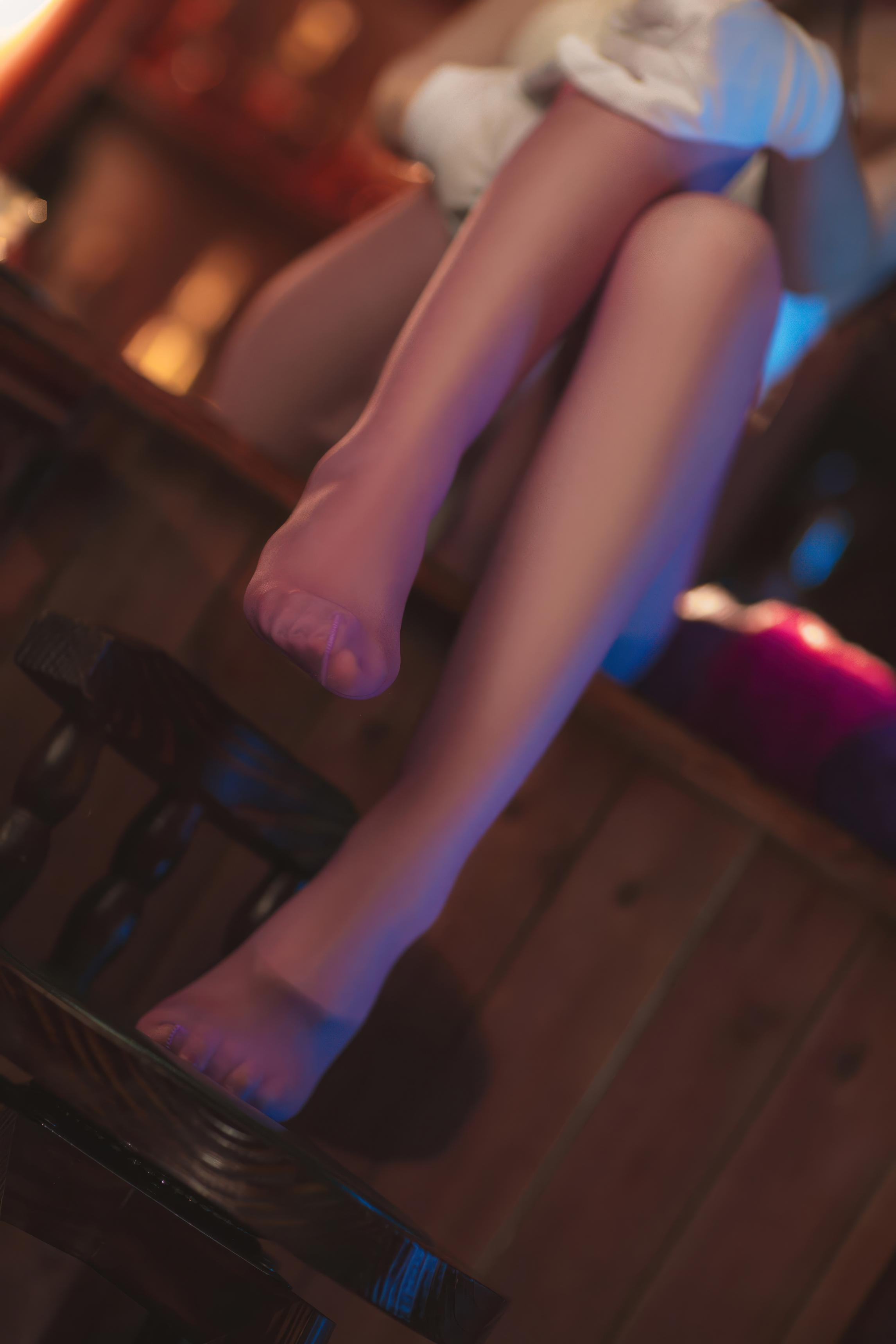 [사진] 치즈 블록 Wii - 악마 언니 토끼 소녀: 화이트 토끼 소녀 바 촬영, 매력적인 미胸과 미腿 27P