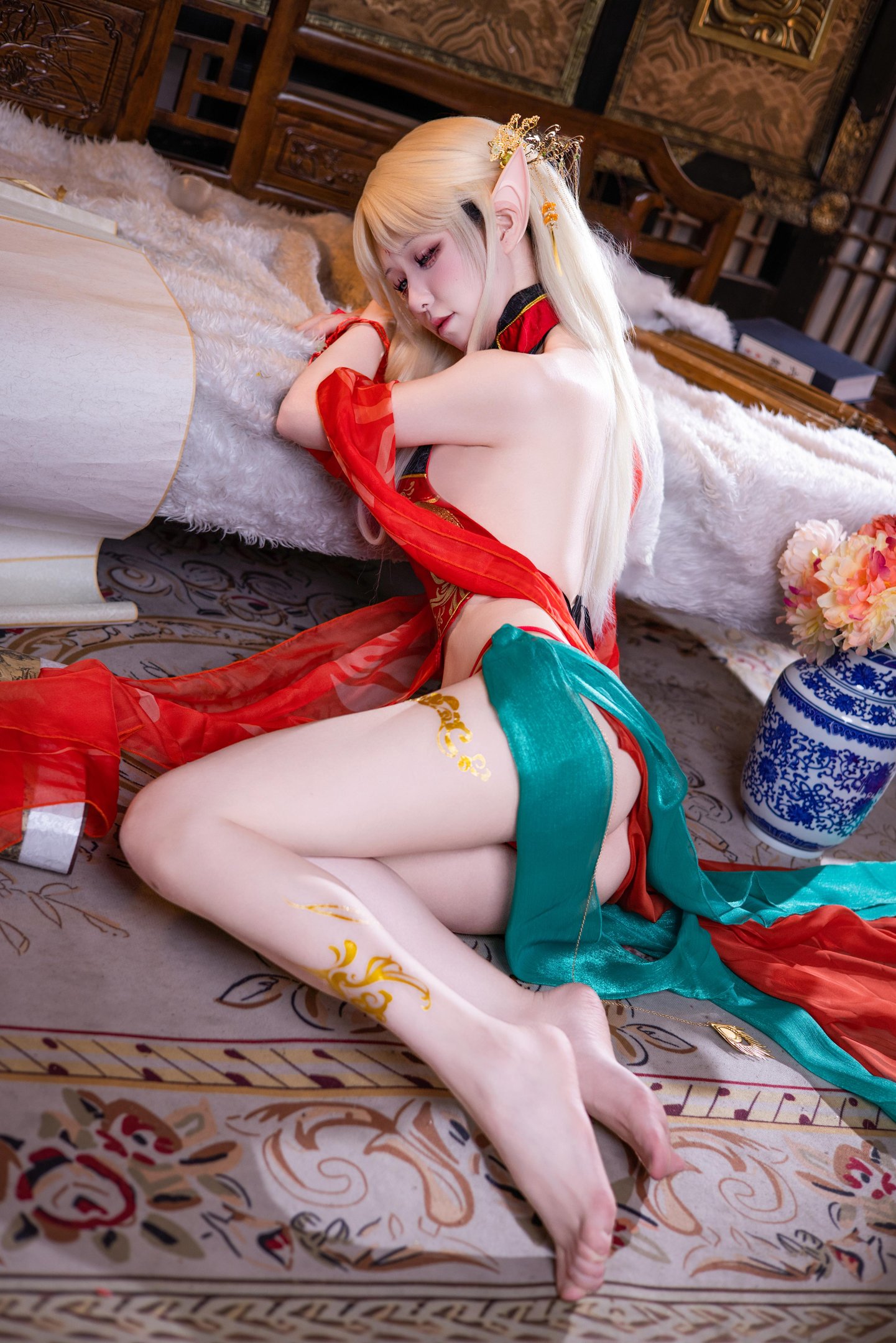 [cosplay] 雙木扶蘇 - 布雷斯特紅古風：紅金禮裝精靈耳 美腿翹臀中式還原 45P