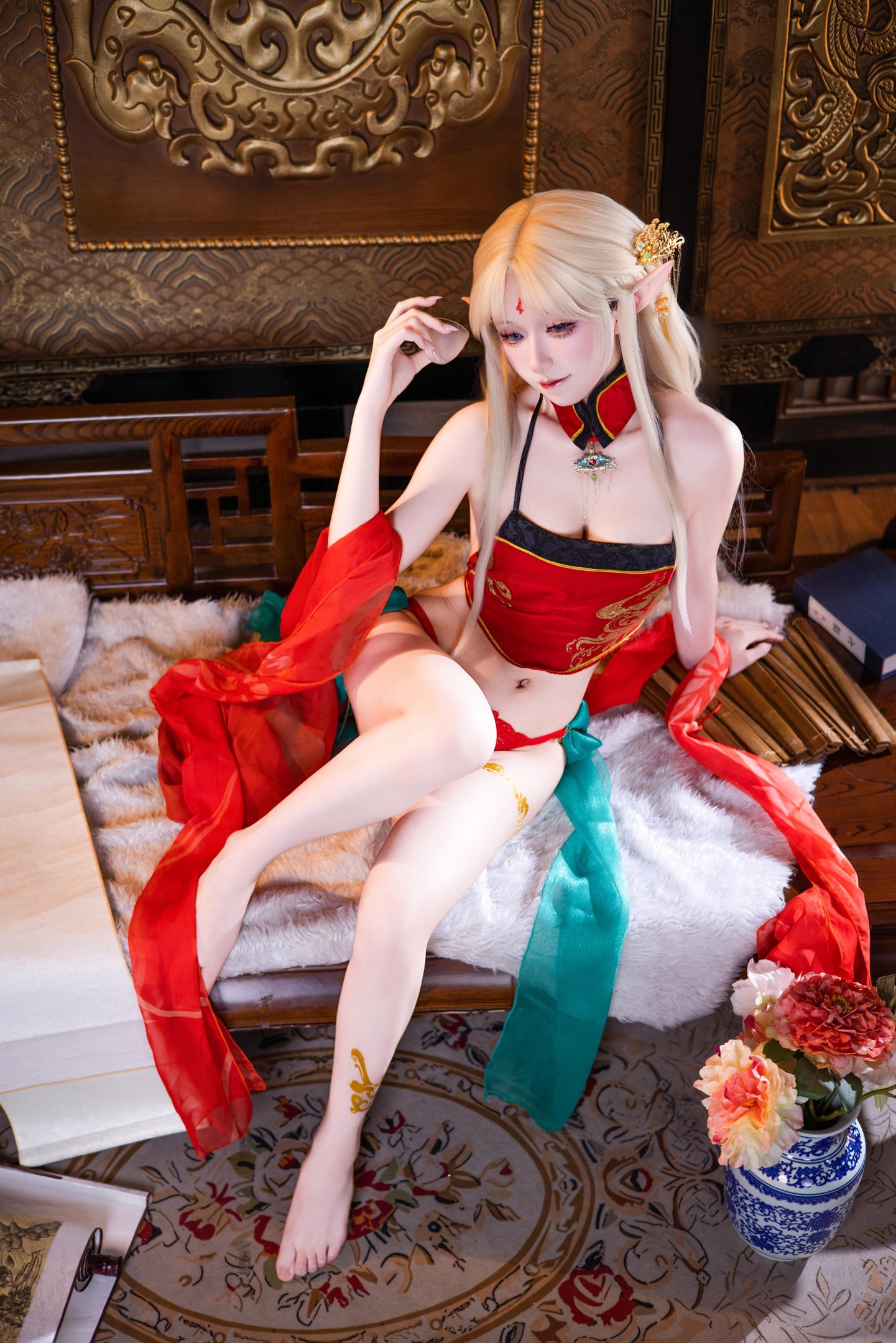 [cosplay] 双木扶苏 - 布雷斯特红古风：红金礼装精灵耳 美腿翘臀中式还原 45P