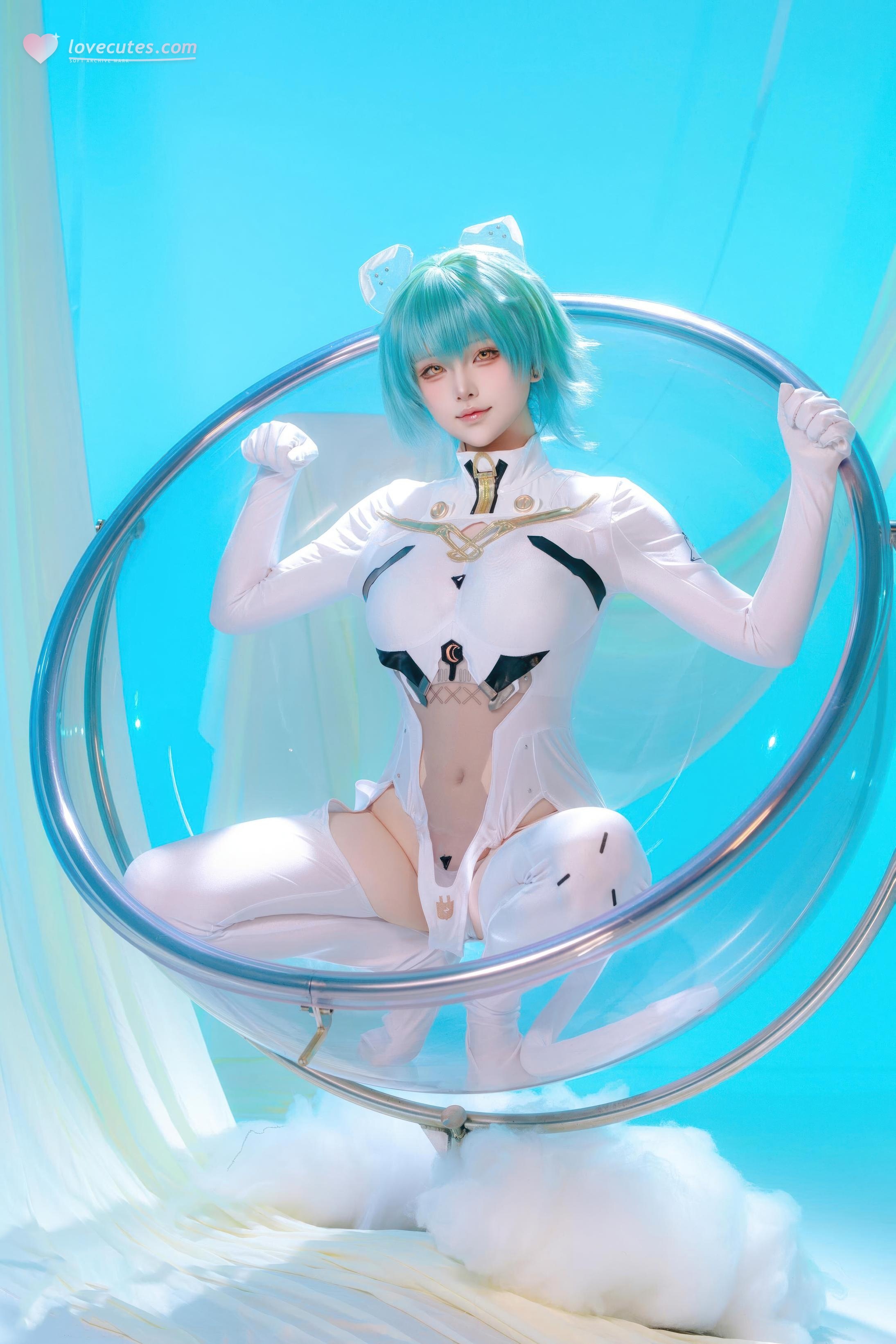 [Cosplay] Yuy Fish - Azur Lane Admiral Nakhimov: Blue-Green Short Hair, White Bodysuit, Stunning Curves, 45P