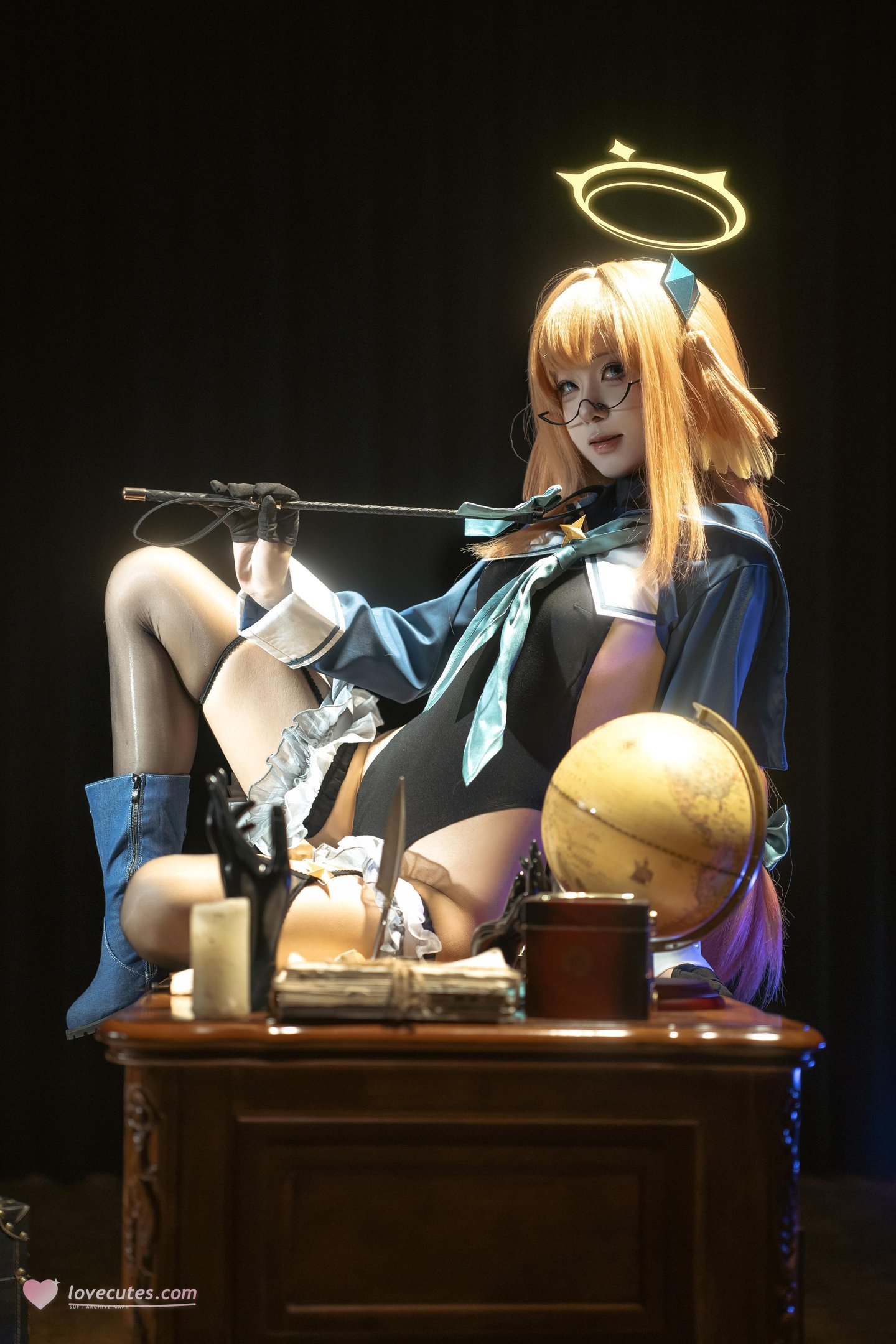 [costume] Vector Fish - Blue Archive Shimeko: Thư viện Kính Ánh Sáng, Váy Cao Xẻ, 50P