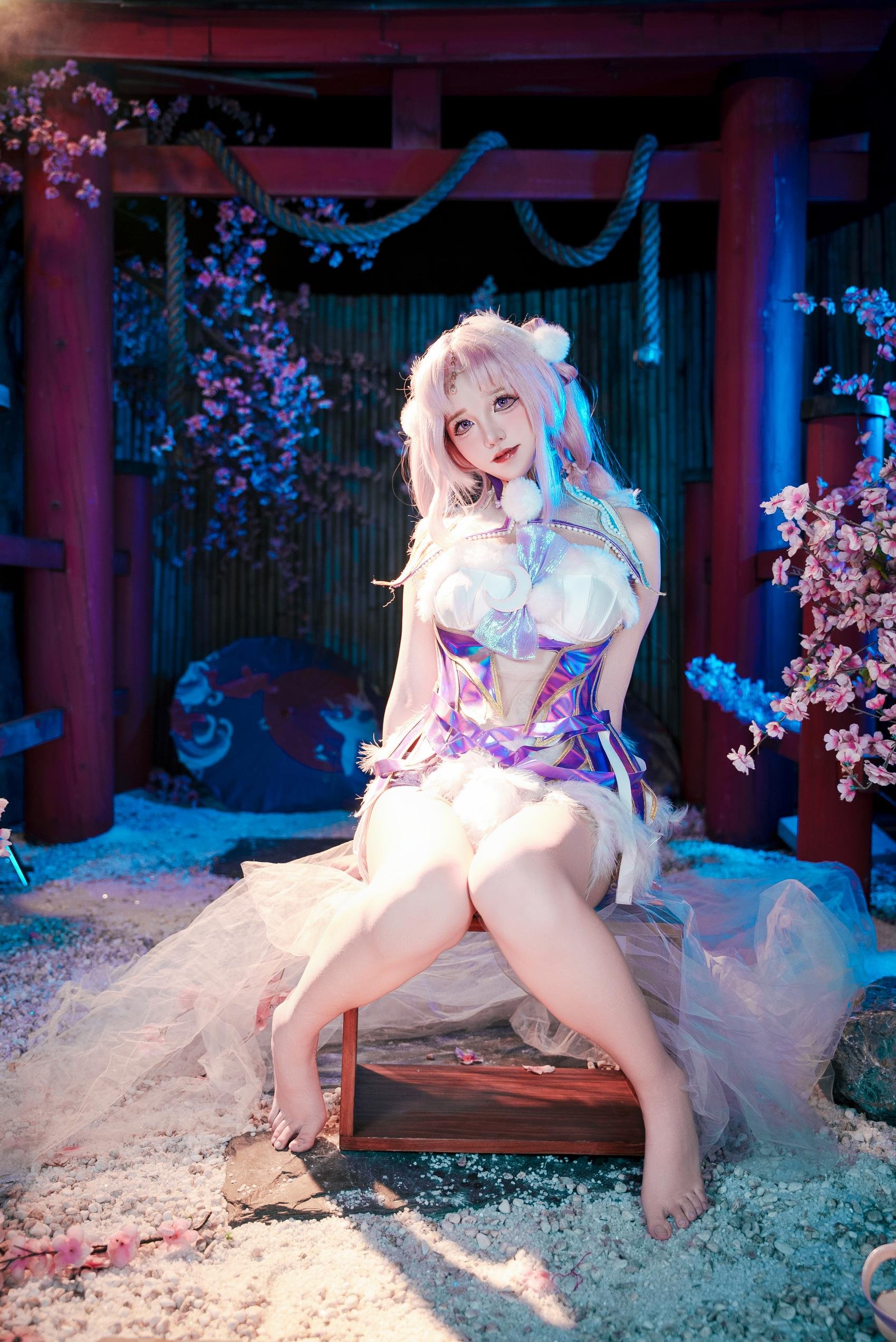 [cosplay] 阿薰kaOri - 永劫无间 殷紫萍：粉发樱花礼装露点露穴 大尺度还原 61P1V