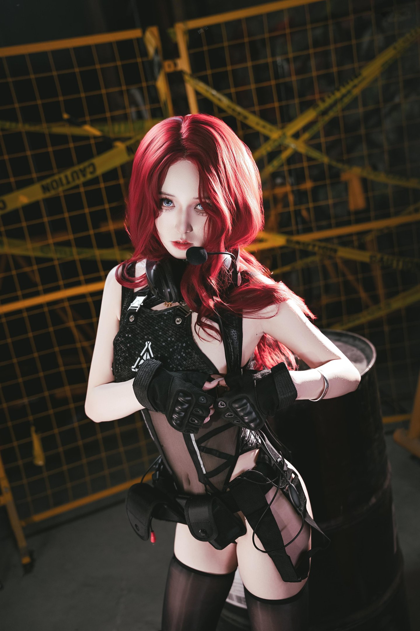 [cosplay] 双木扶苏 - 明日方舟 史尔特尔·得体社战术风：红发黑丝蕾丝内衣 美腿翘臀 60P
