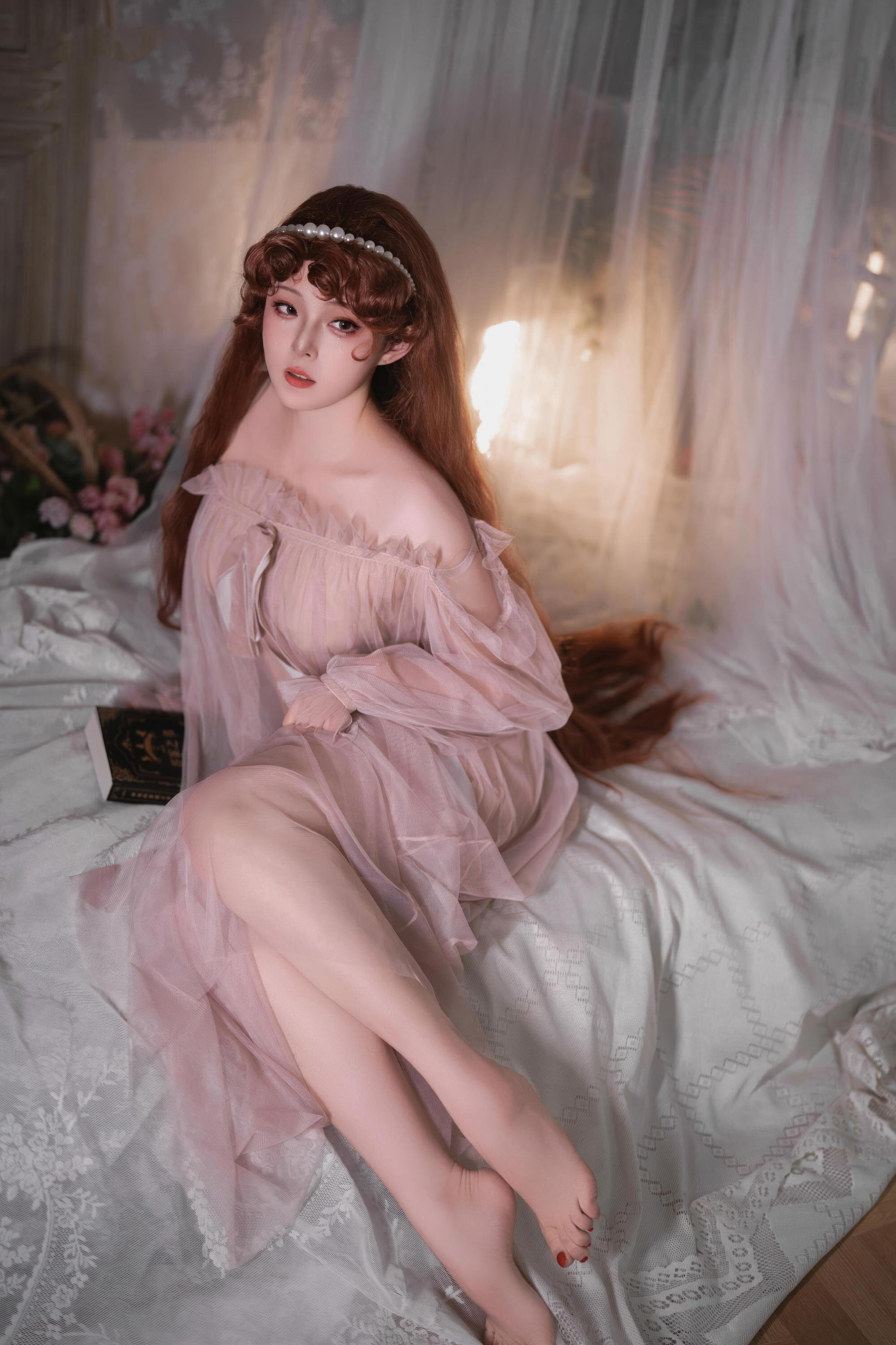 [私房] 나츠코夏夏子 - 2026 생일私房 분홍색 얇은 시스루: 가슴과 아름다운 다리를 드러낸 침실의 대담한 모습 50P