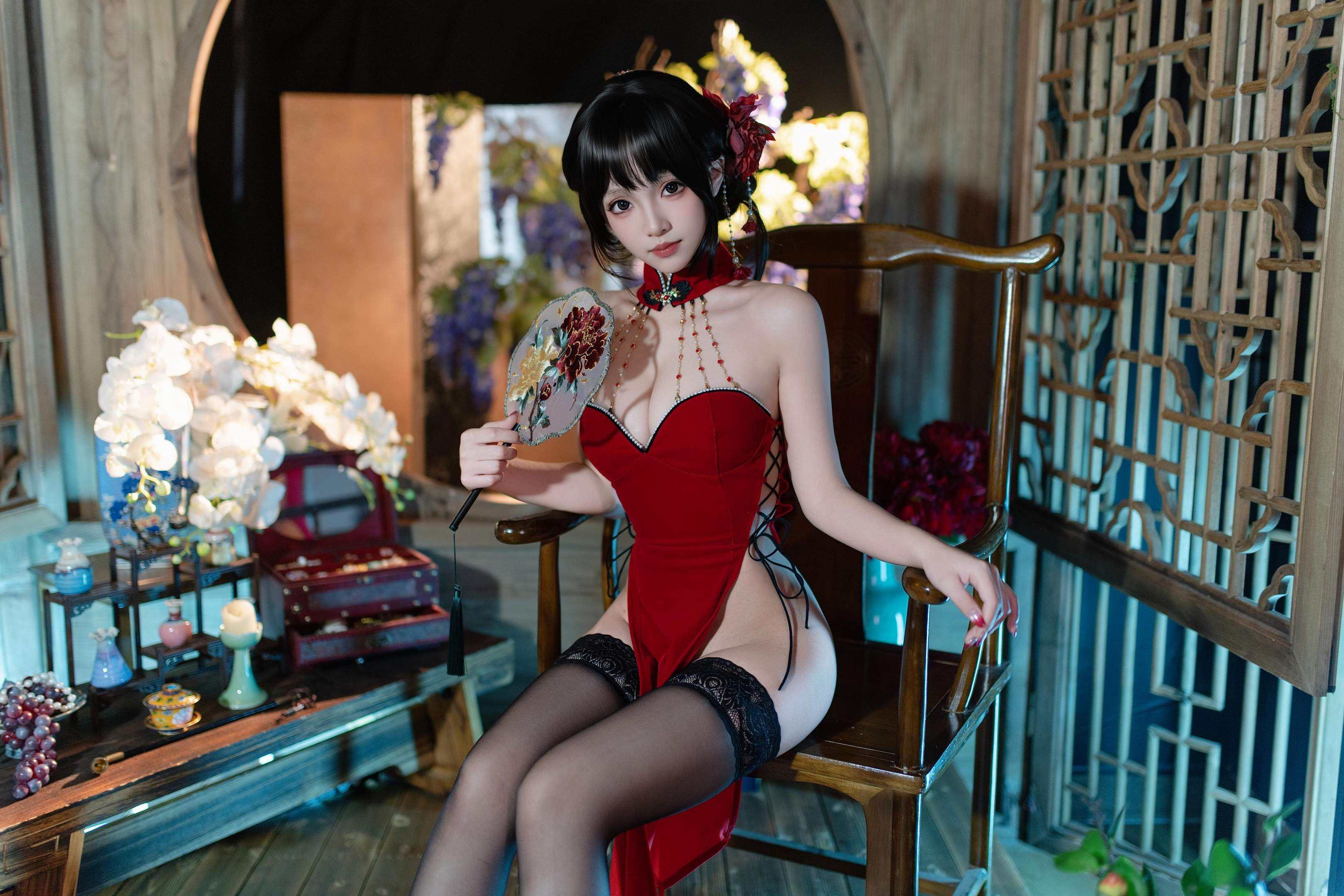 [私房] Bangni邦尼 - 元旦旗袍：红色旗袍黑丝美腿 露臀露点新年大尺度 82P8V