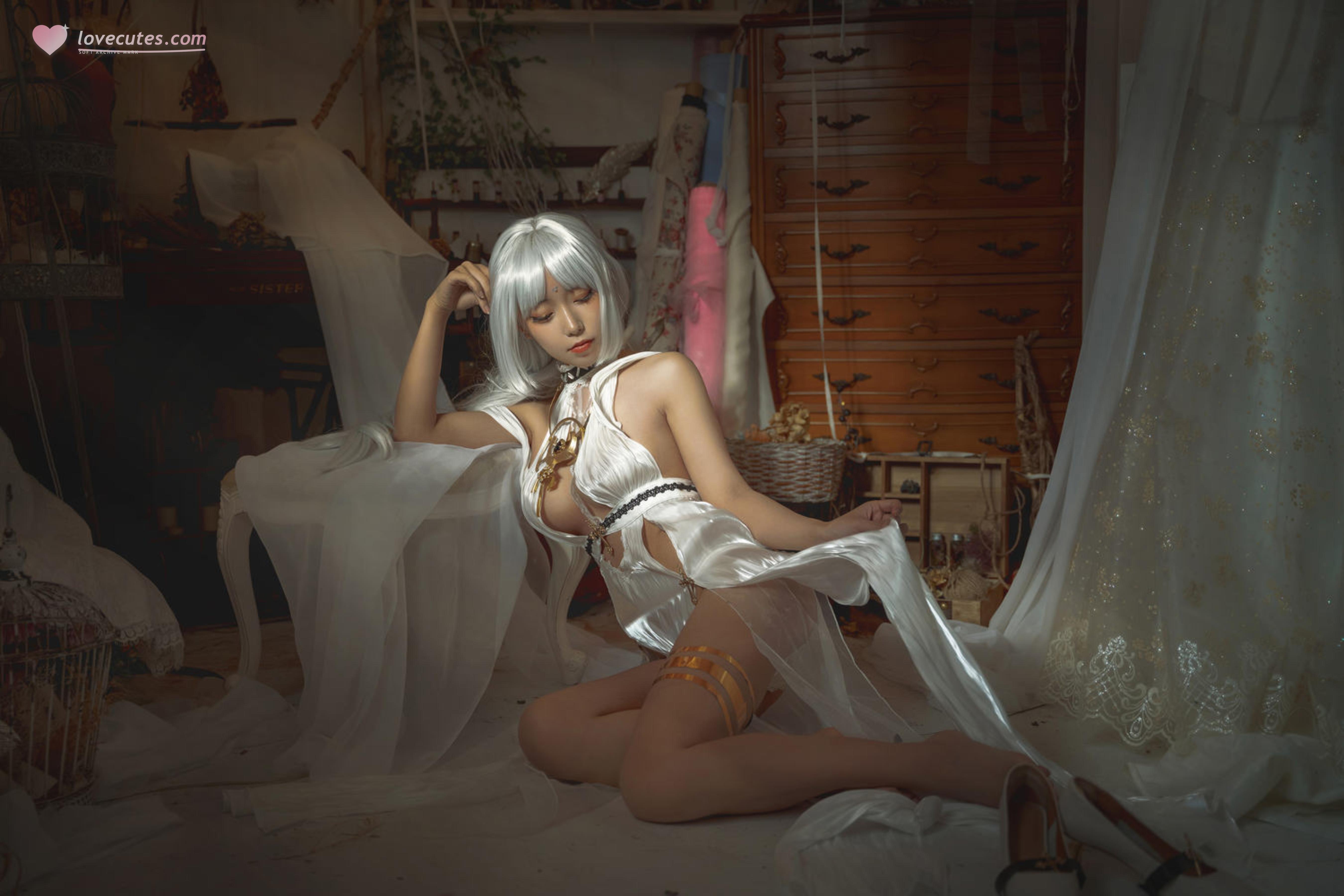 [cosplay] 切切celia - 碧蓝航线 马萨诸塞 盛宴的准备：白发礼裙开衩美腿 优雅还原 23P