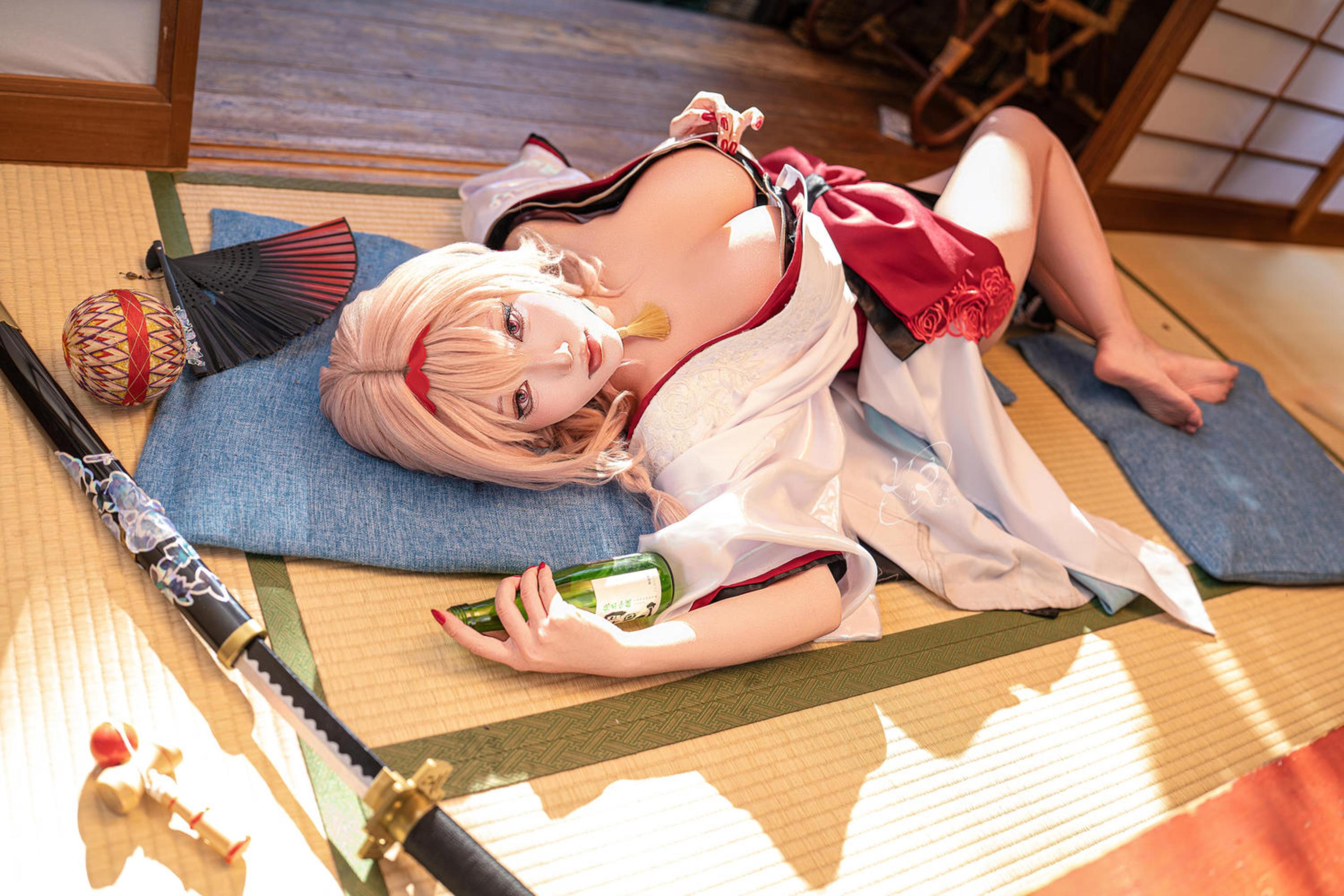 [cosplay] 切切celia - Nikke胜利女神 暗影 憧憬之花：粉发和风露肩 巨乳长腿还原 39P