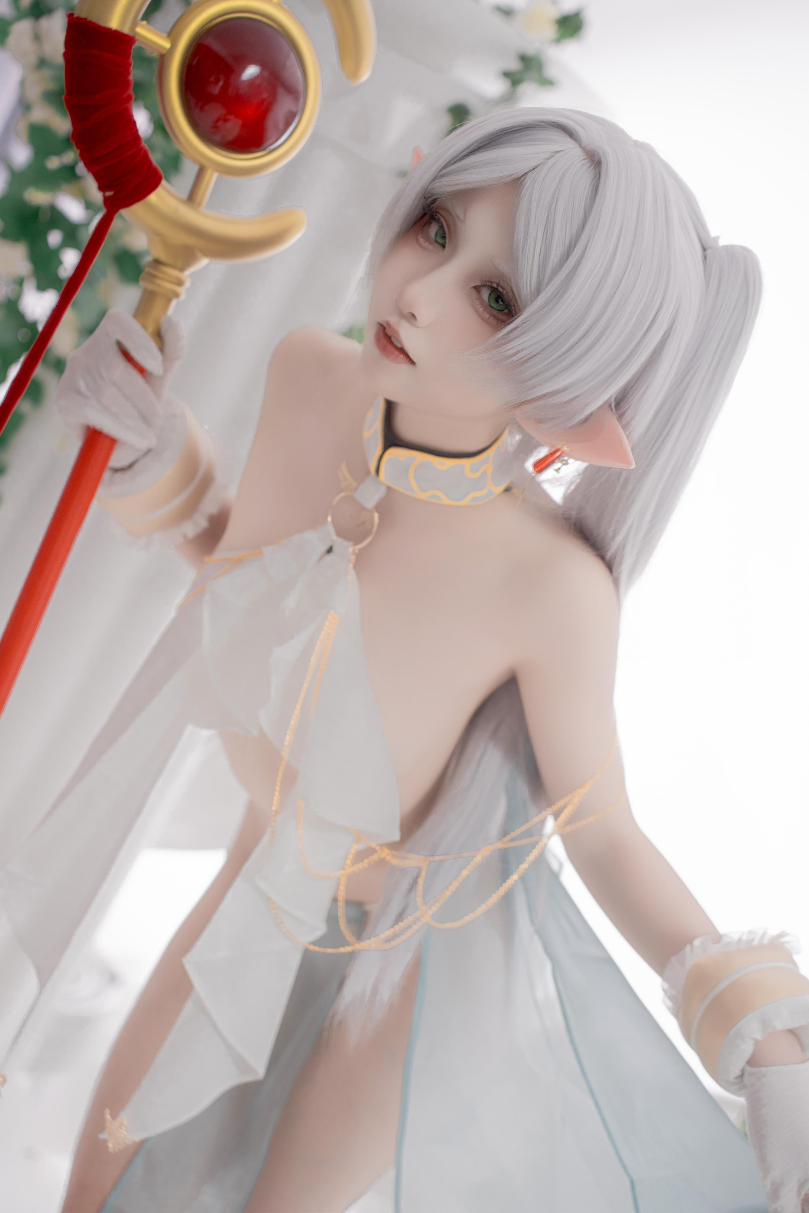 [cosplay] 纸悦Etsu_ko - 葬送的芙莉莲 芙莉莲 舞娘：银发精灵耳轻纱裸身还原 73P