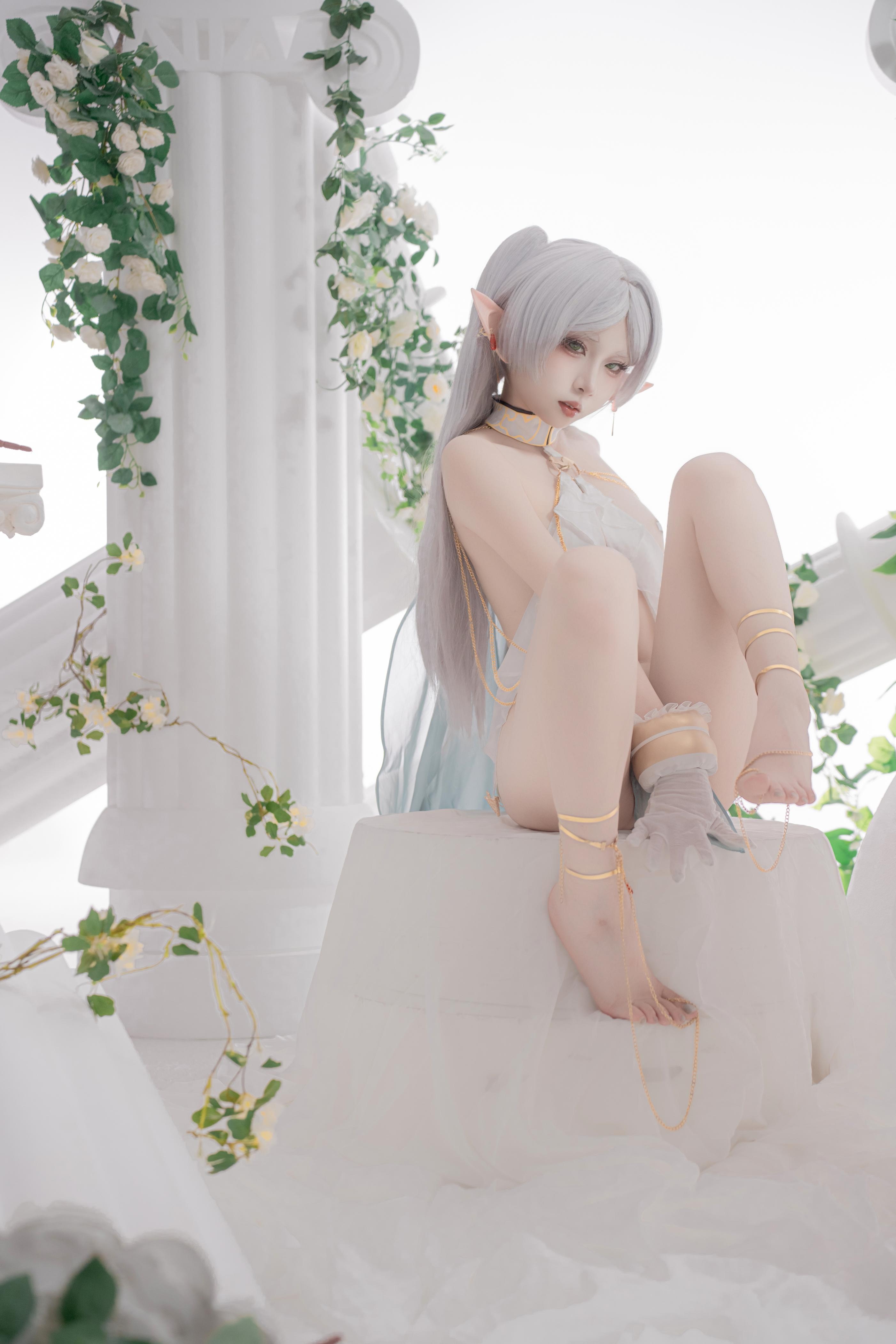 [cosplay] 纸悦Etsu_ko - 葬送的芙莉莲 芙莉莲 舞娘：银发精灵耳轻纱裸身还原 73P