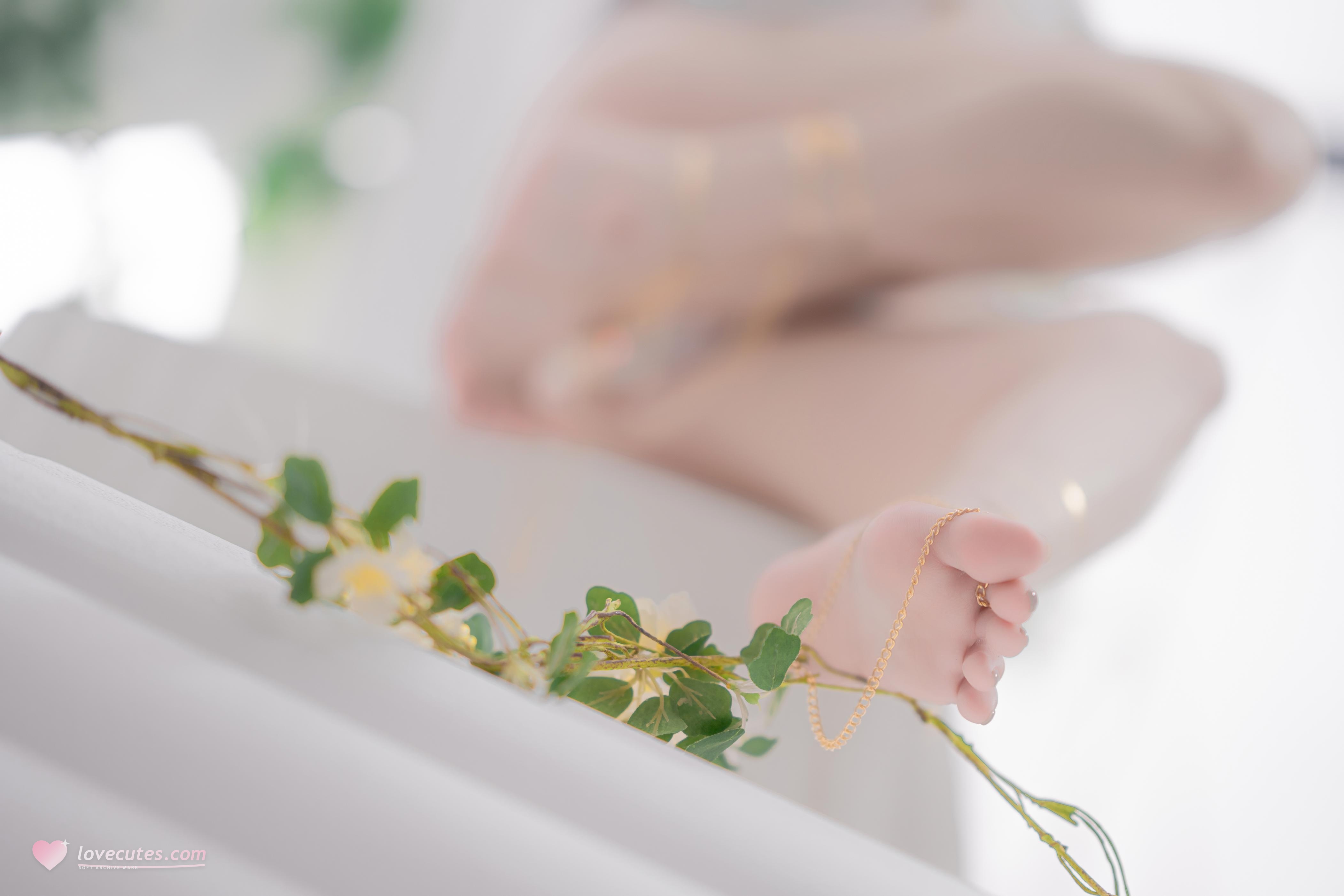 [cosplay] 纸悦Etsu_ko - 葬送的芙莉莲 芙莉莲 舞娘：银发精灵耳轻纱裸身还原 73P
