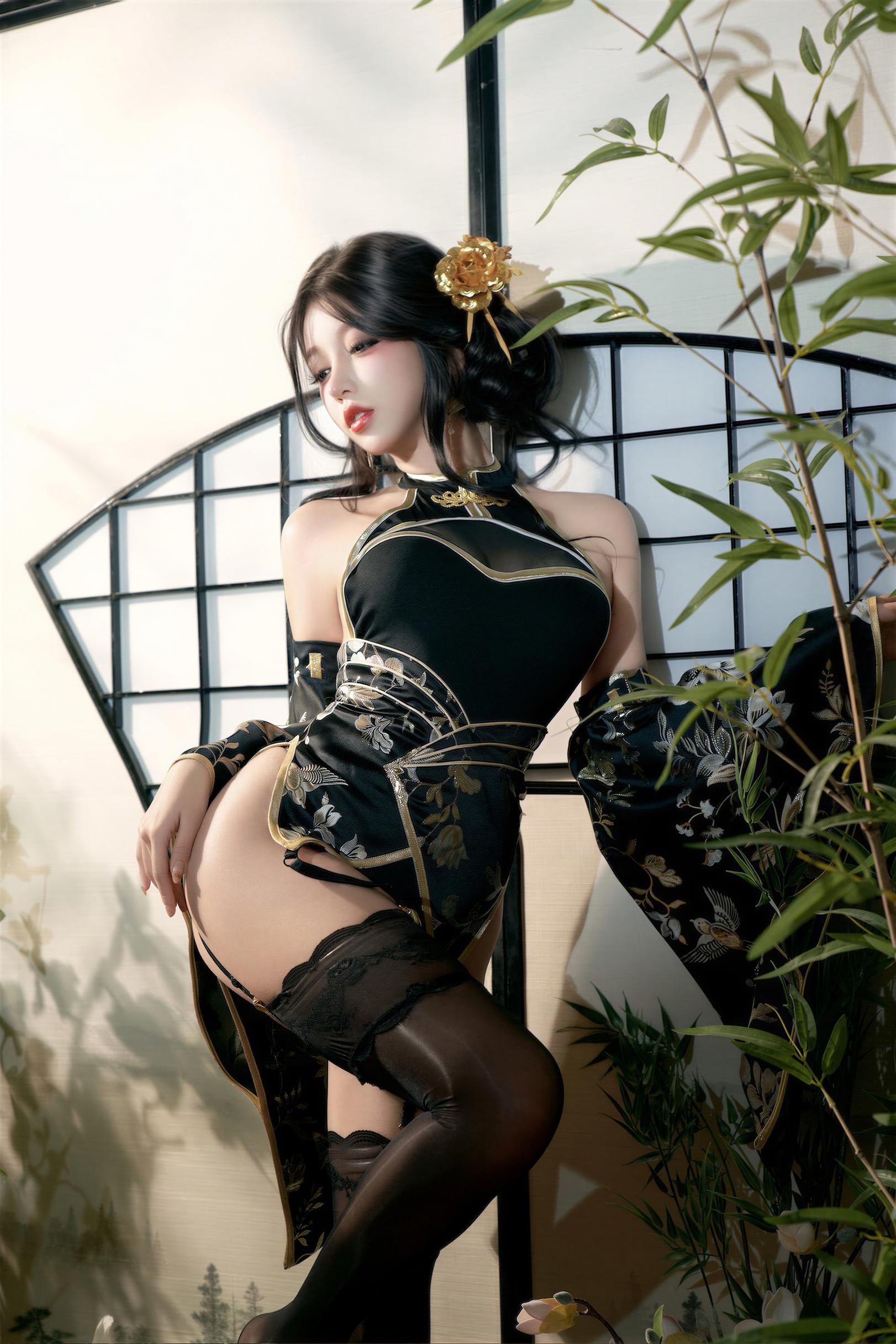 【コスプレ】過期米線線喵 - 侑子小姐：黒スト高スリット美脚 角色再現 49P
