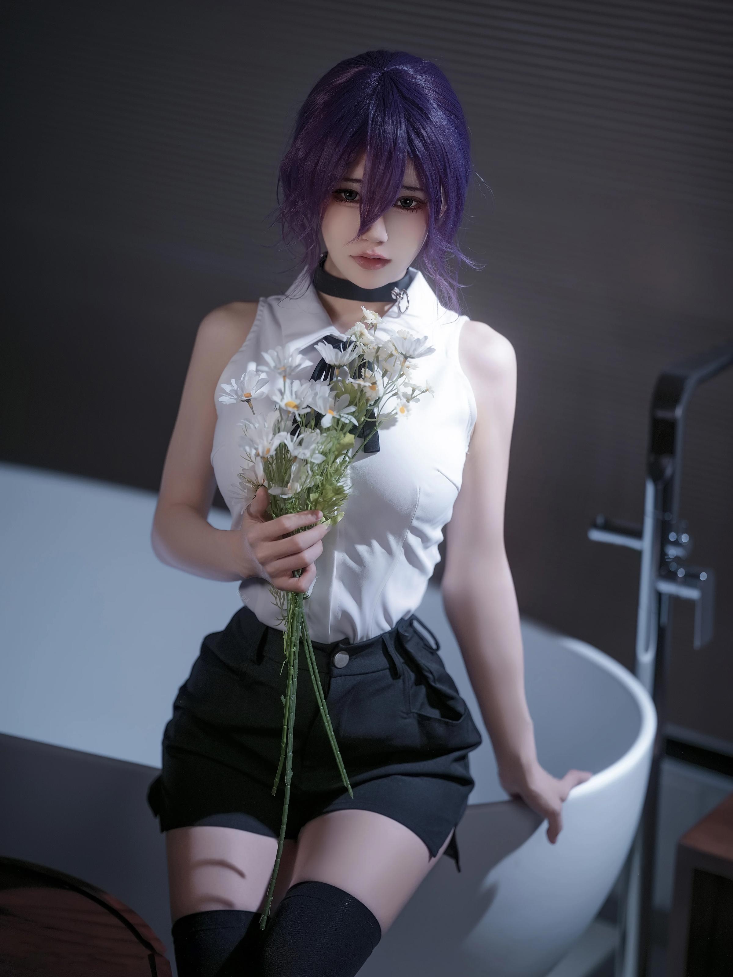 [cosplay] 小仓千代w - 链锯人 蕾塞：紫发白衬衫白丝 角色还原 32P