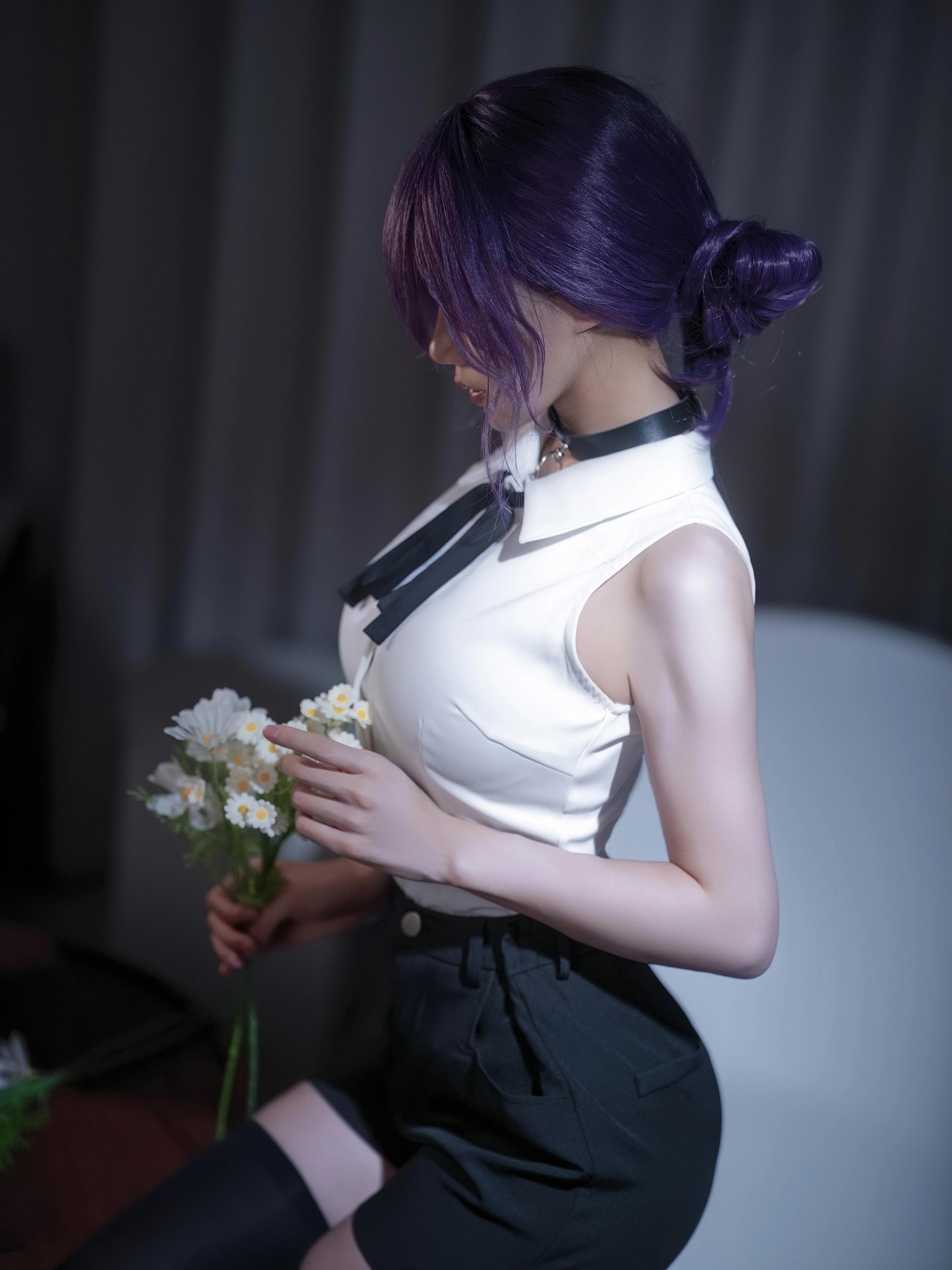 [cosplay] 小仓千代w - 链锯人 蕾塞：紫发白衬衫白丝 角色还原 32P