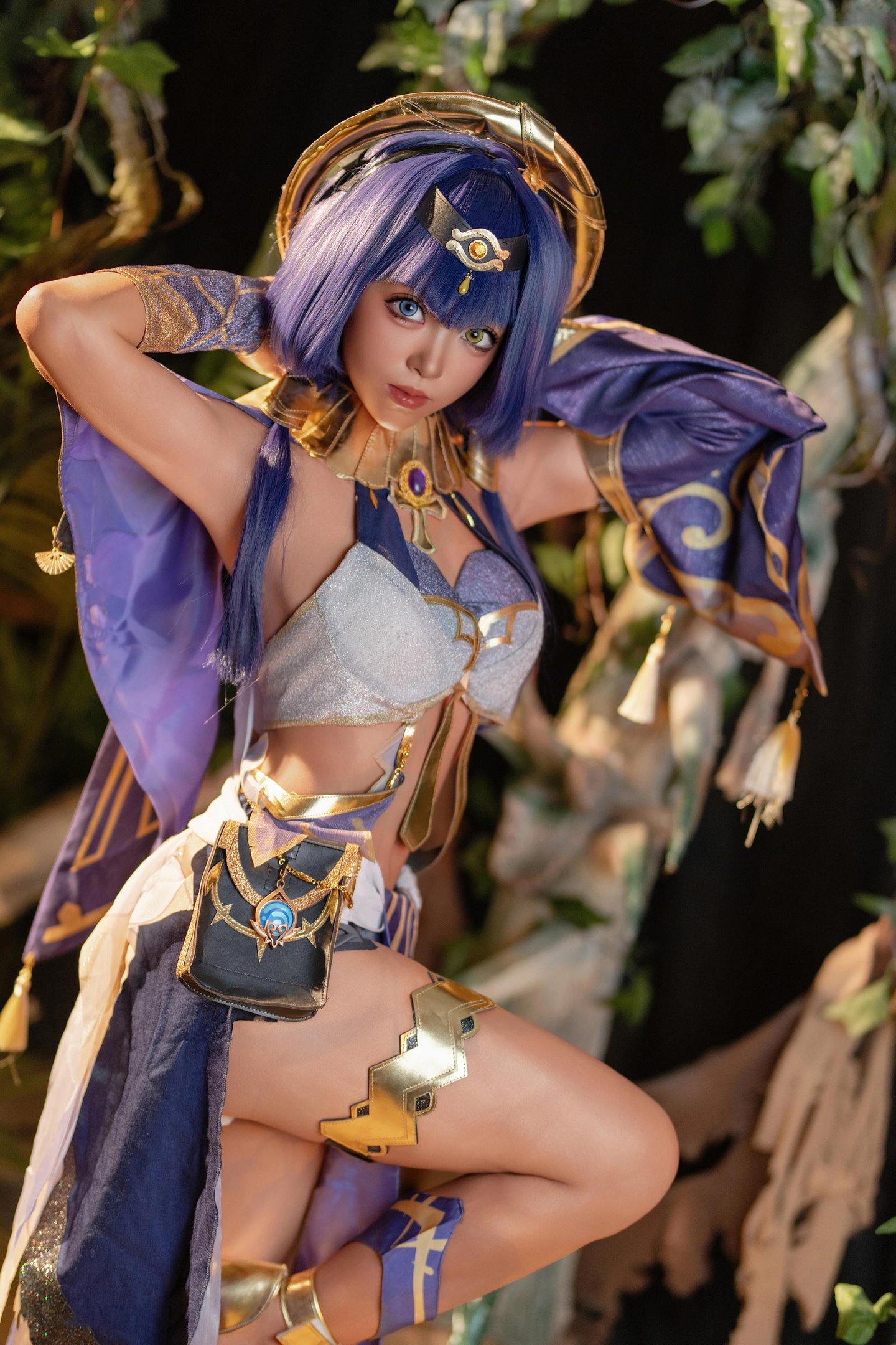 [cosplay] Bangni邦尼 - 原神 坎蒂丝：沙地金饰高跟 露臀大尺度还原 70P