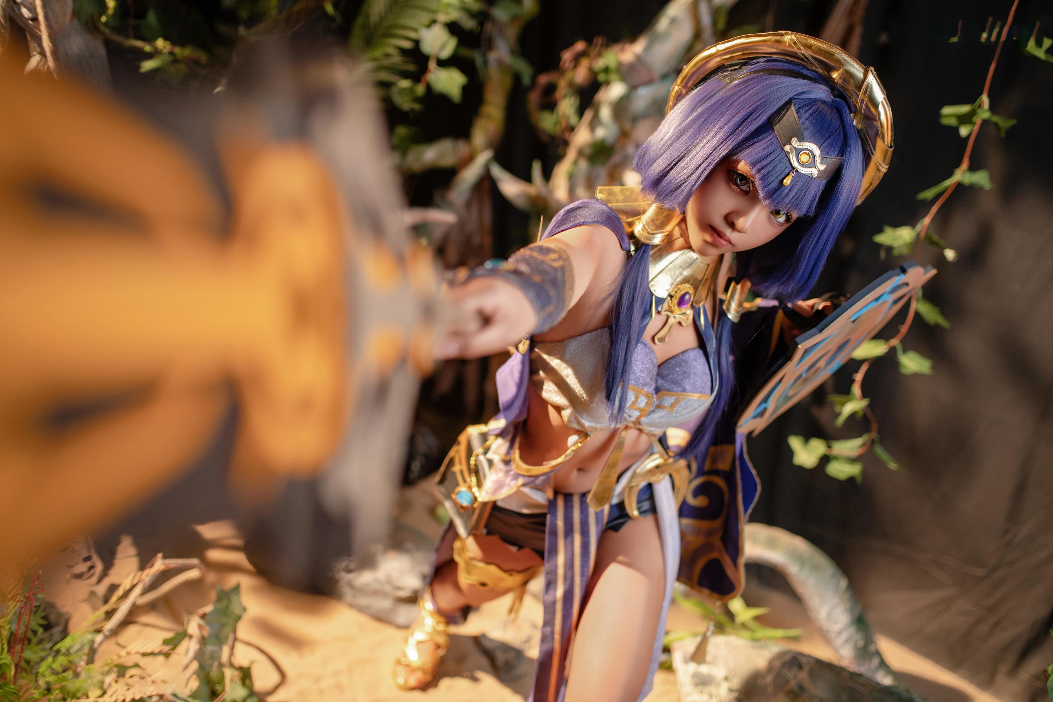 [cosplay] Bangni邦尼 - 原神 坎蒂丝：沙地金饰高跟 露臀大尺度还原 70P