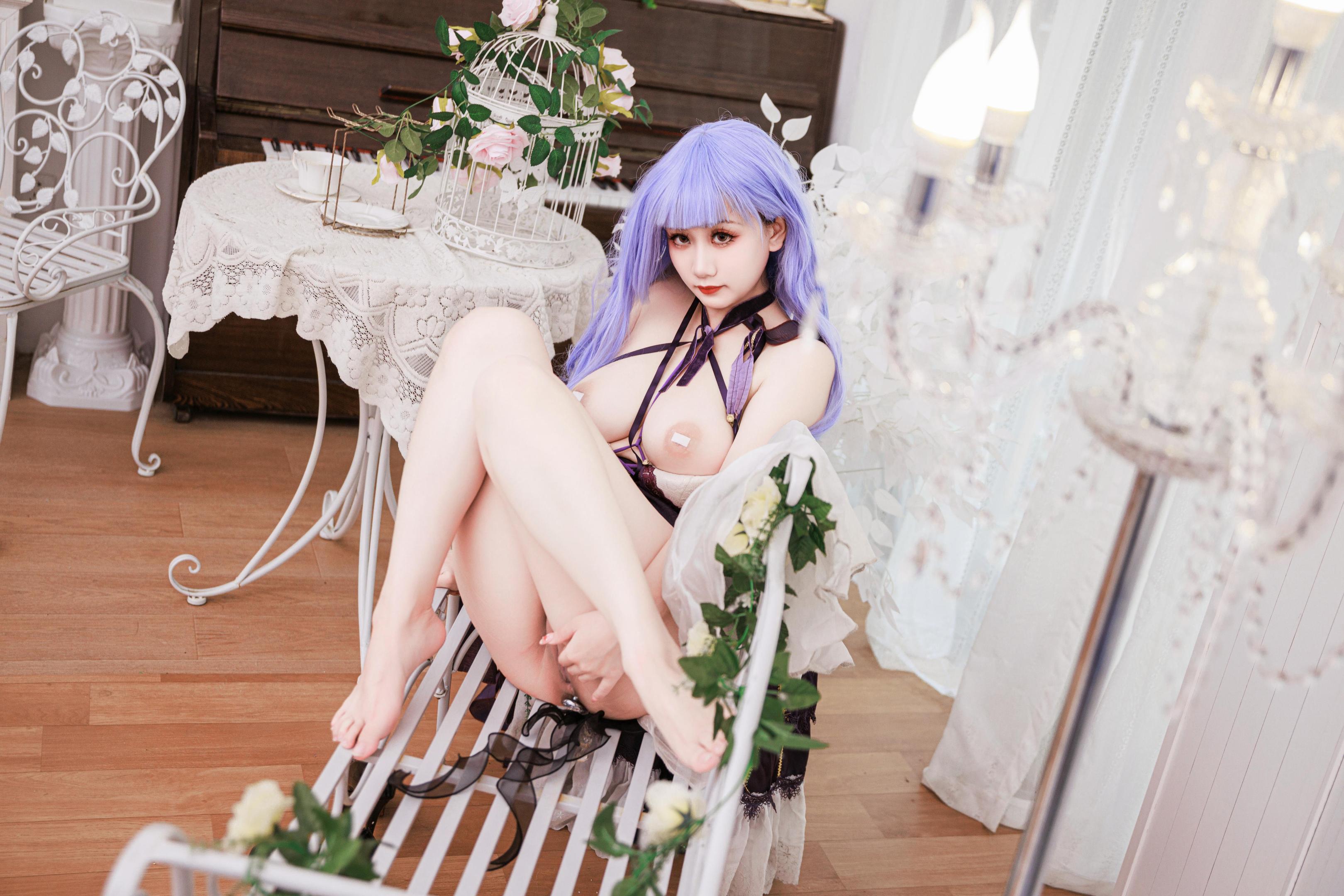 [cosplay] 阿雪雪 - 黛朵礼服：紫发礼裙露点美腿 角色还原 78P