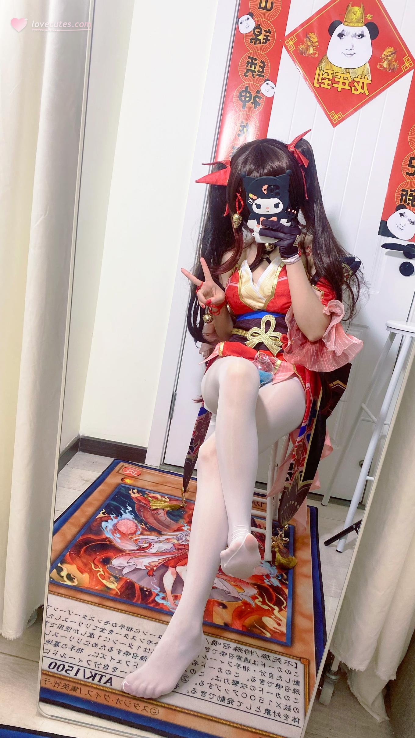 '[cosplay] 白栎Shirly - 崩坏星穹铁道 Hoa Hỏa: Đôi chân đẹp với tất đen trắng, phục chế 53P3V'