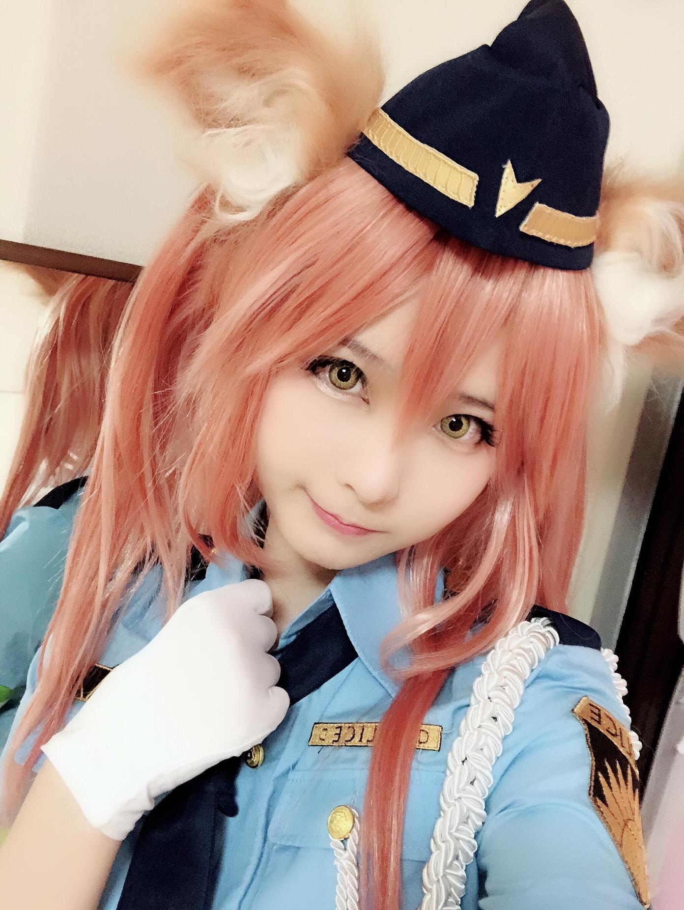 [cosplay] 习呆呆 - Fate 玉藻前：警服兽耳黑丝美腿还原 27P2V