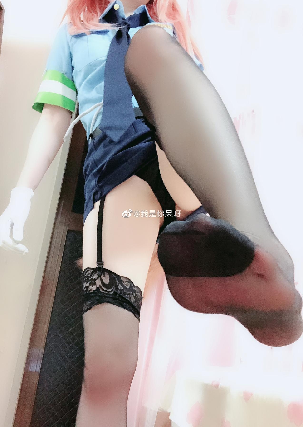 [cosplay] 习呆呆 - Fate 玉藻前：警服兽耳黑丝美腿还原 27P2V