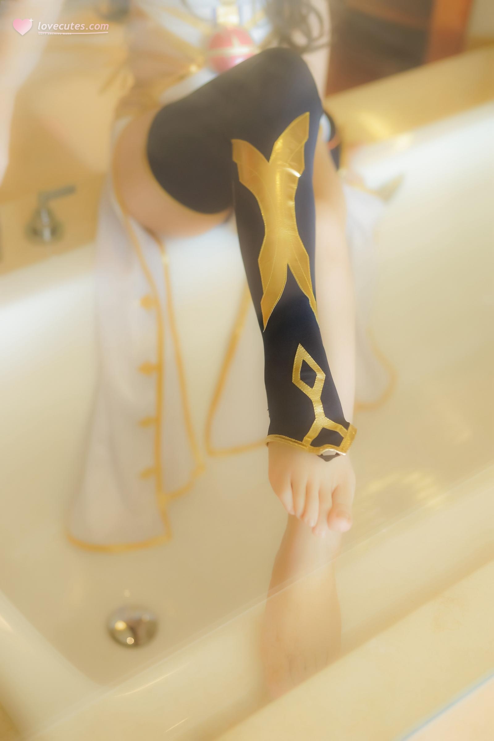 '[cosplay] Thiếu Nữ Điện Ảnh - Fate Ishtar: Tái Hiện Nhân Vật Đầy Đủ 69P'