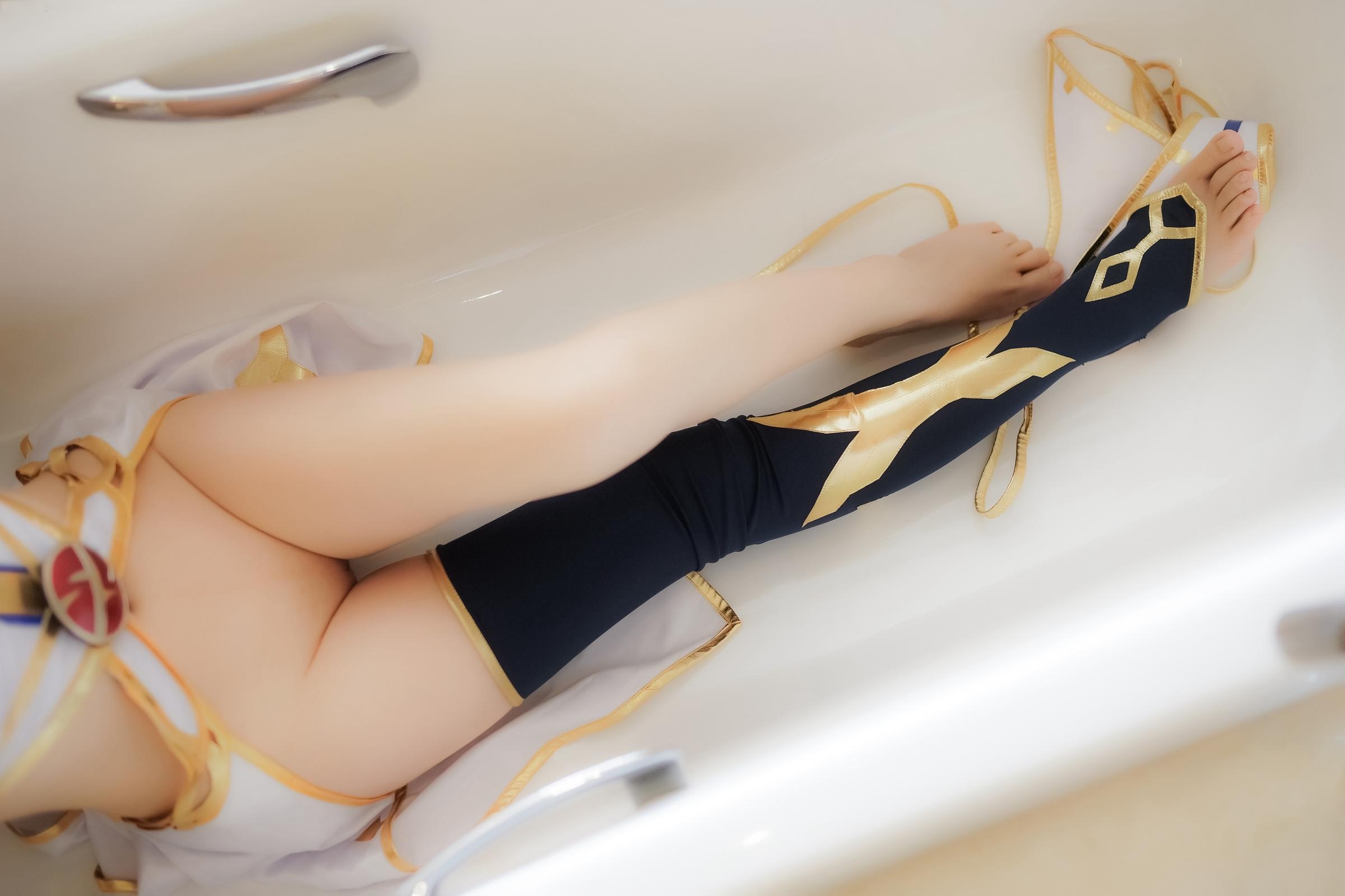 '[cosplay] Thiếu Nữ Điện Ảnh - Fate Ishtar: Tái Hiện Nhân Vật Đầy Đủ 69P'