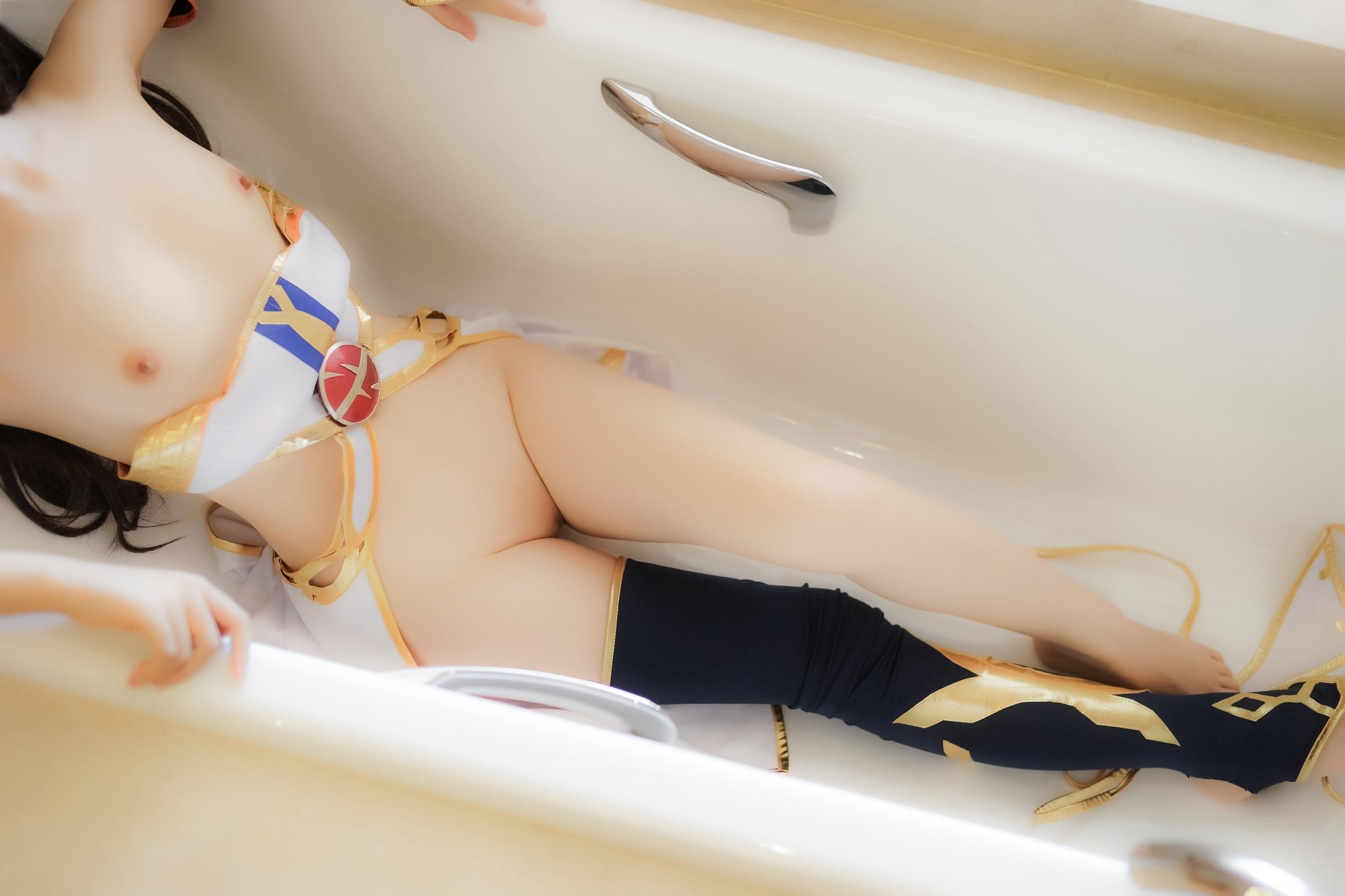 '[cosplay] Thiếu Nữ Điện Ảnh - Fate Ishtar: Tái Hiện Nhân Vật Đầy Đủ 69P'