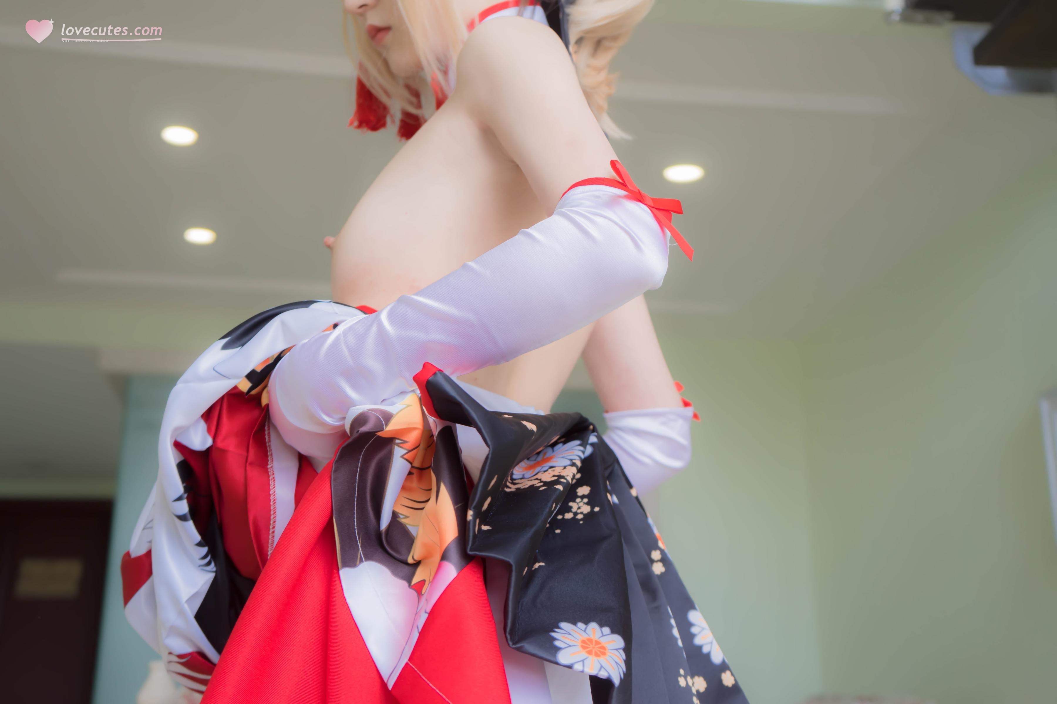 '[cosplay] Thiếu Nữ Điện Ảnh - Fate Saber Thiên Nga Lễ Phục: Tái Hiện Nhân Vật Đầy Ấn Tượng 75P'