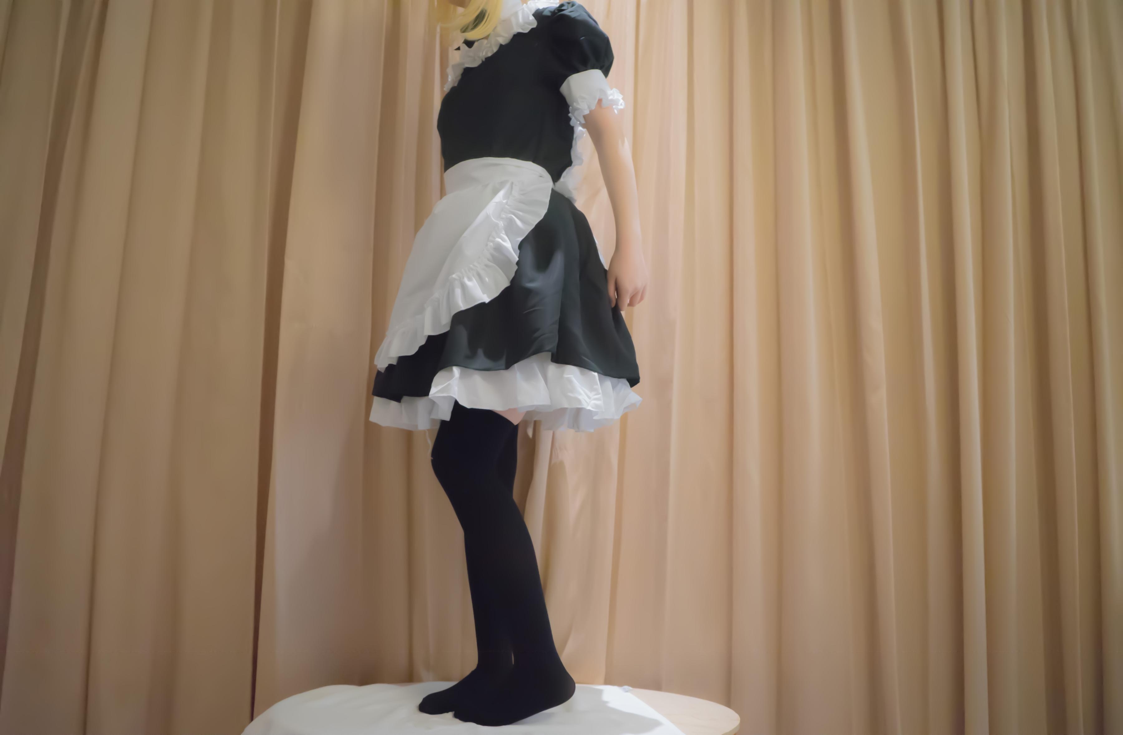 '[cosplay] Thiếu Nữ Điện Ảnh - Fate Saber Nữ Phục: Khôi Phục Nhân Vật Đầy Đủ 107P'
