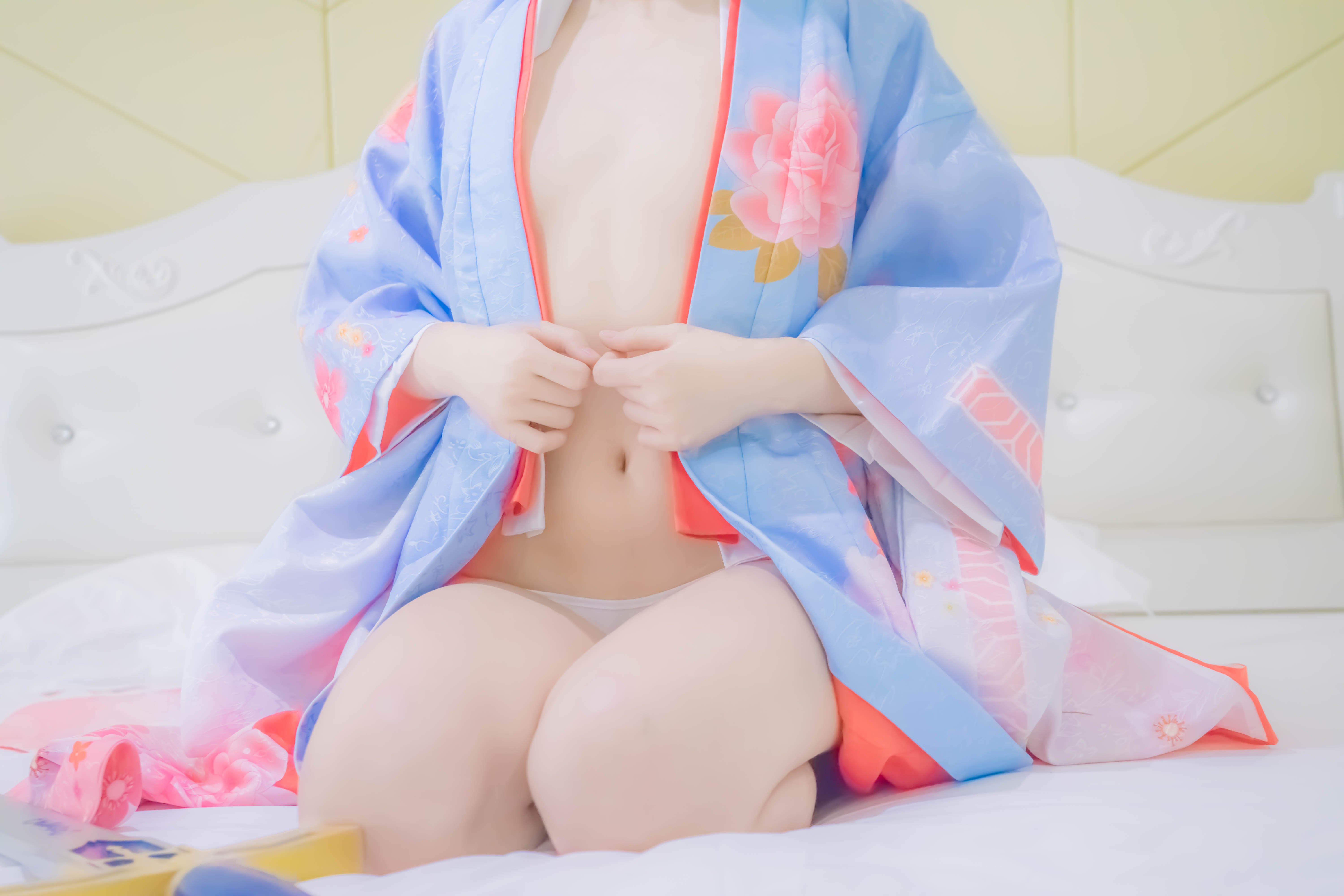 '[cosplay] Thiếu Nữ Điện Ảnh - Fate Saber Áo Kimono Hè: Tái Hiện Nhân Vật Đầy Ấn Tượng 88P'