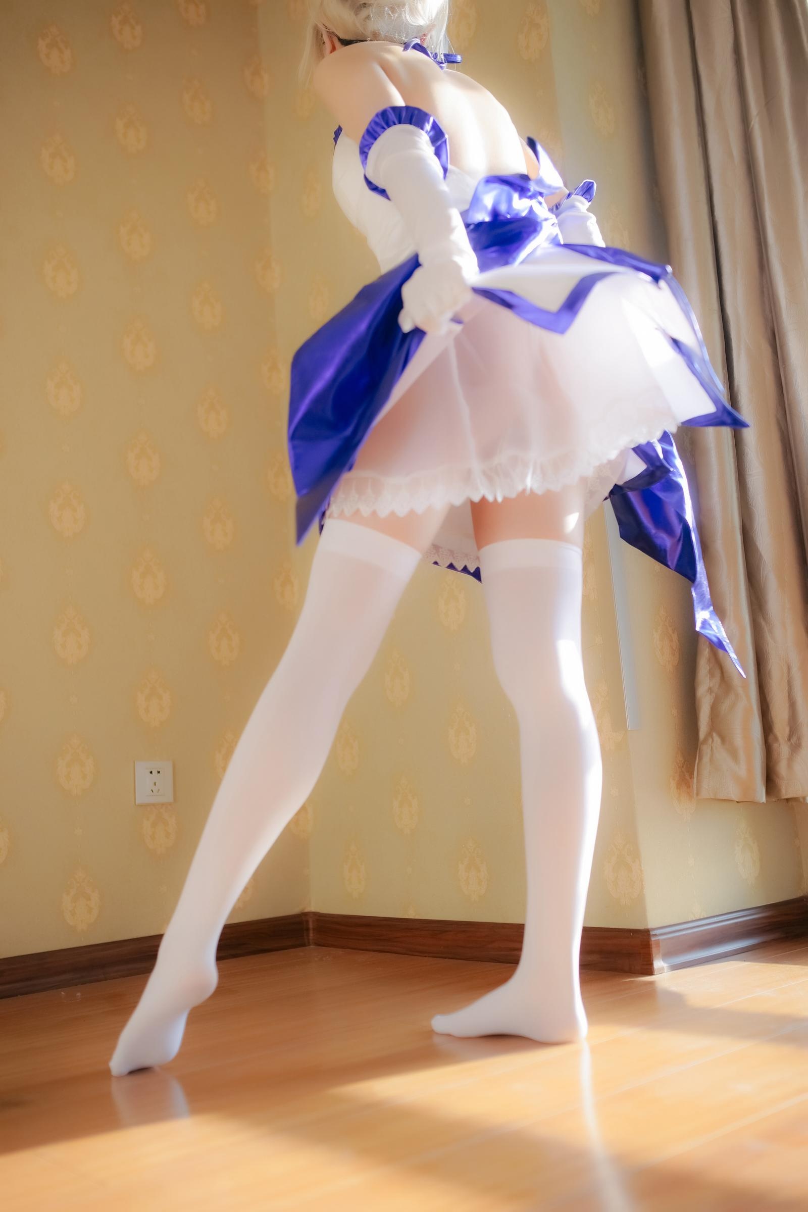 '[cosplay] Thiếu Nữ Điện Ảnh - Fate Saber Lily: Tái Hiện Nhân Vật Đặc Sắc 110P'