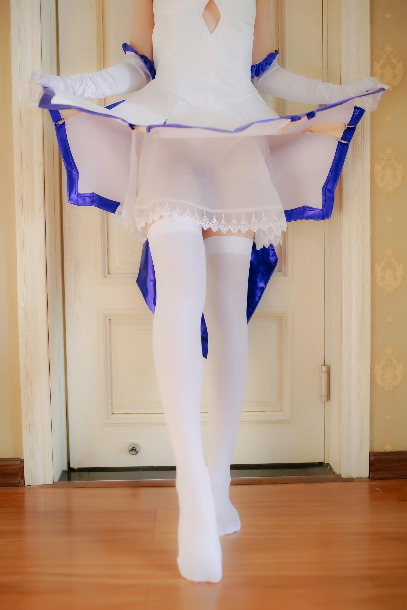 '[cosplay] Thiếu Nữ Điện Ảnh - Fate Saber Lily: Tái Hiện Nhân Vật Đặc Sắc 110P'
