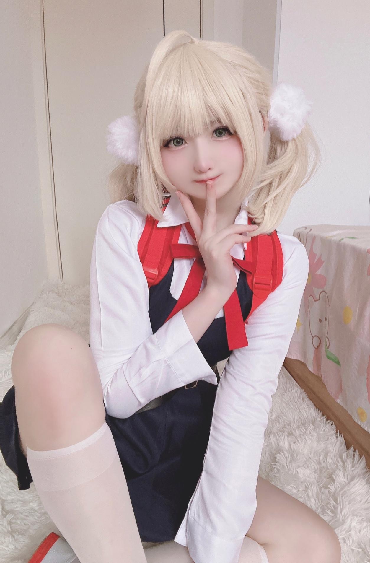 [costume play] 习呆呆 - 時雨羽衣：黒ドレス白ソックスの大胆再現 24P2V