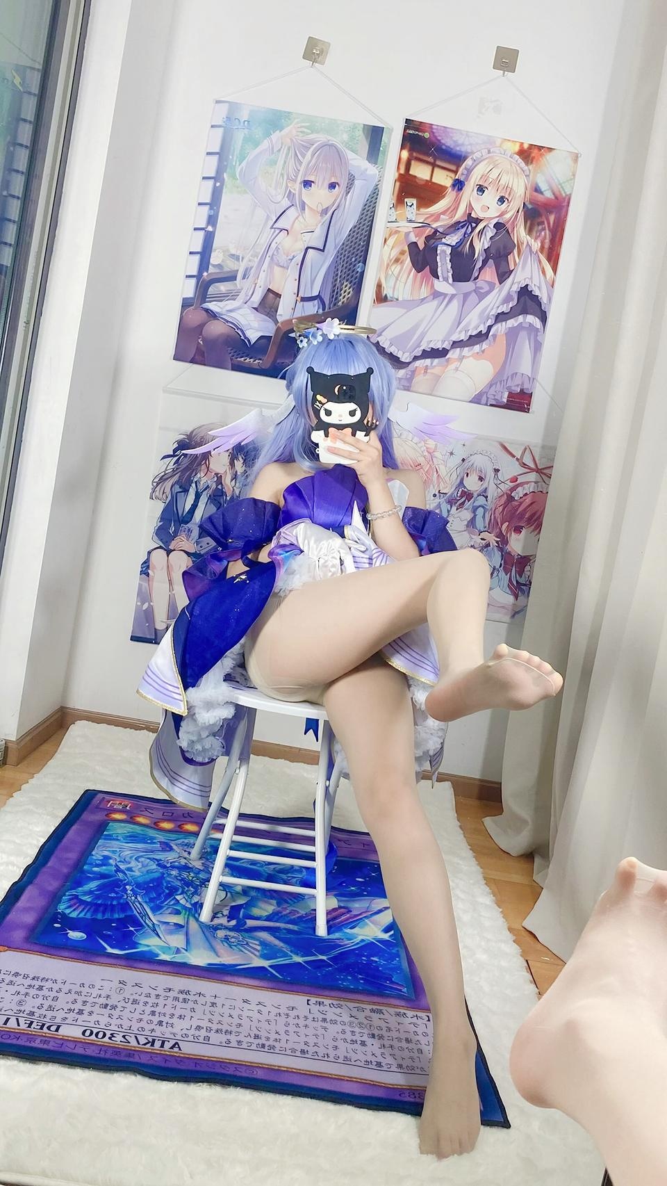 '[cosplay] 白栎Shirly - 崩坏星穹铁道 Chim Họa Mi: Bộ Váy Tím Trắng và Chân Dài Tự Sướng 40P6V'