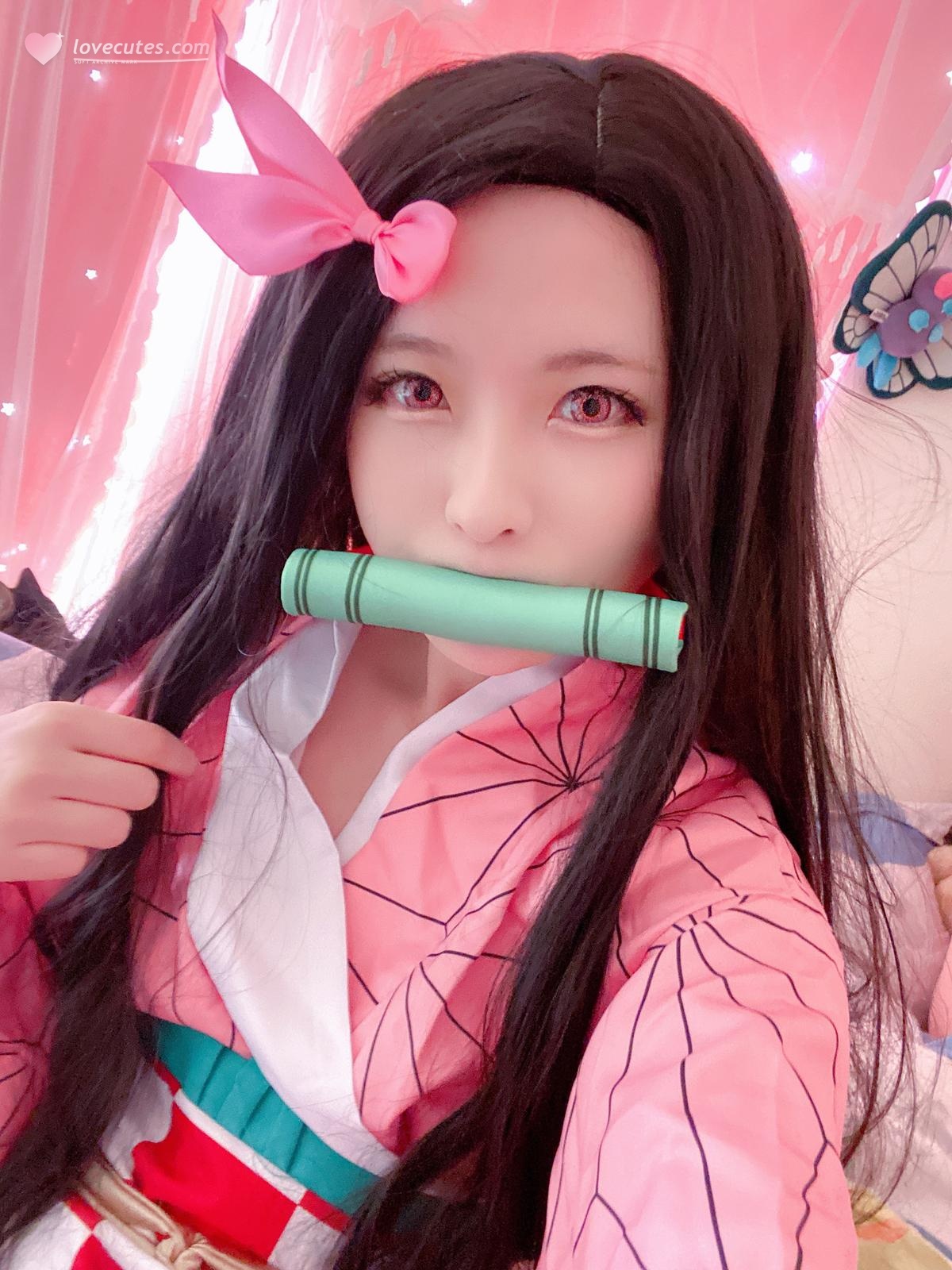 [cosplay] 习呆呆 - 鬼灭之刃 灶门祢豆子：露点美腿大尺度还原 32P2V