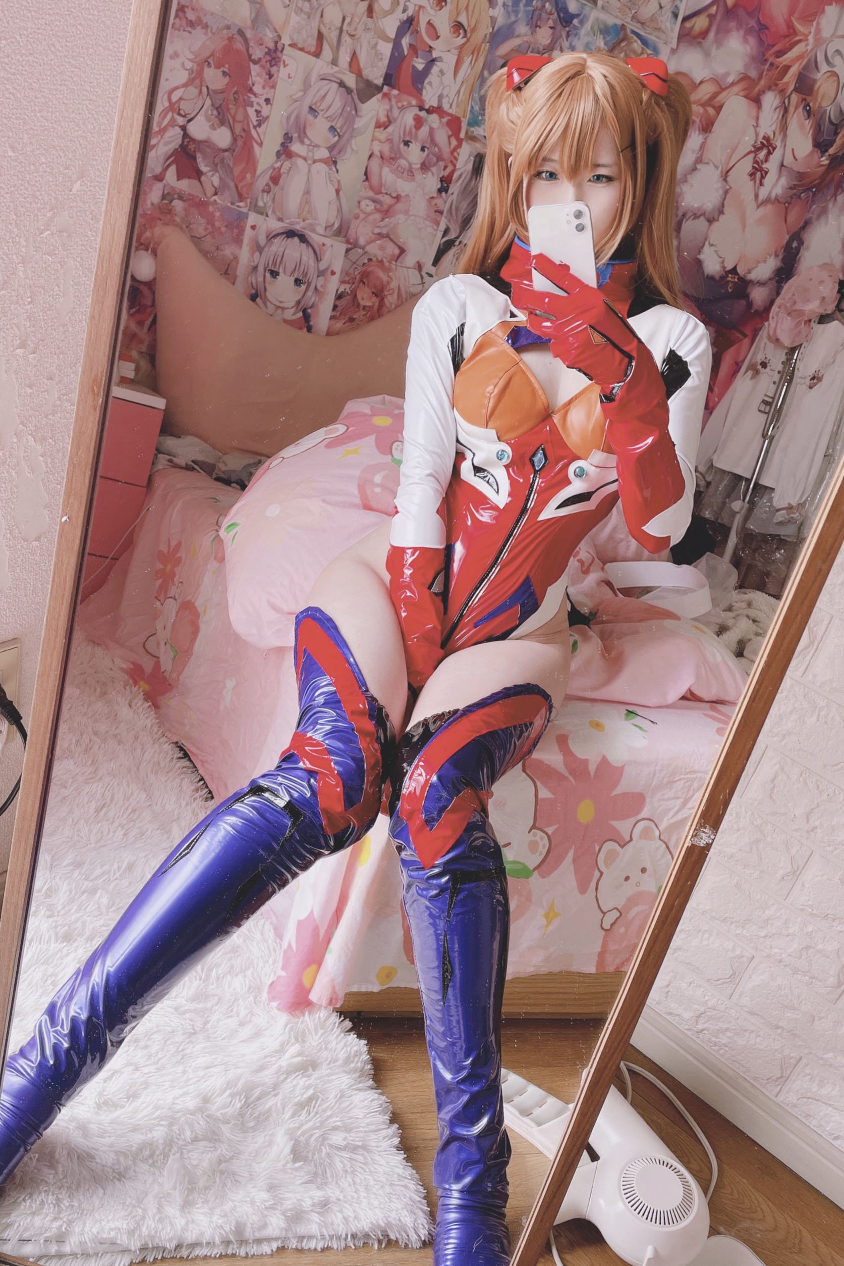[cosplay] 习呆呆 - EVA 明日香战斗服：紧身战衣巨乳大尺度还原 16P1V