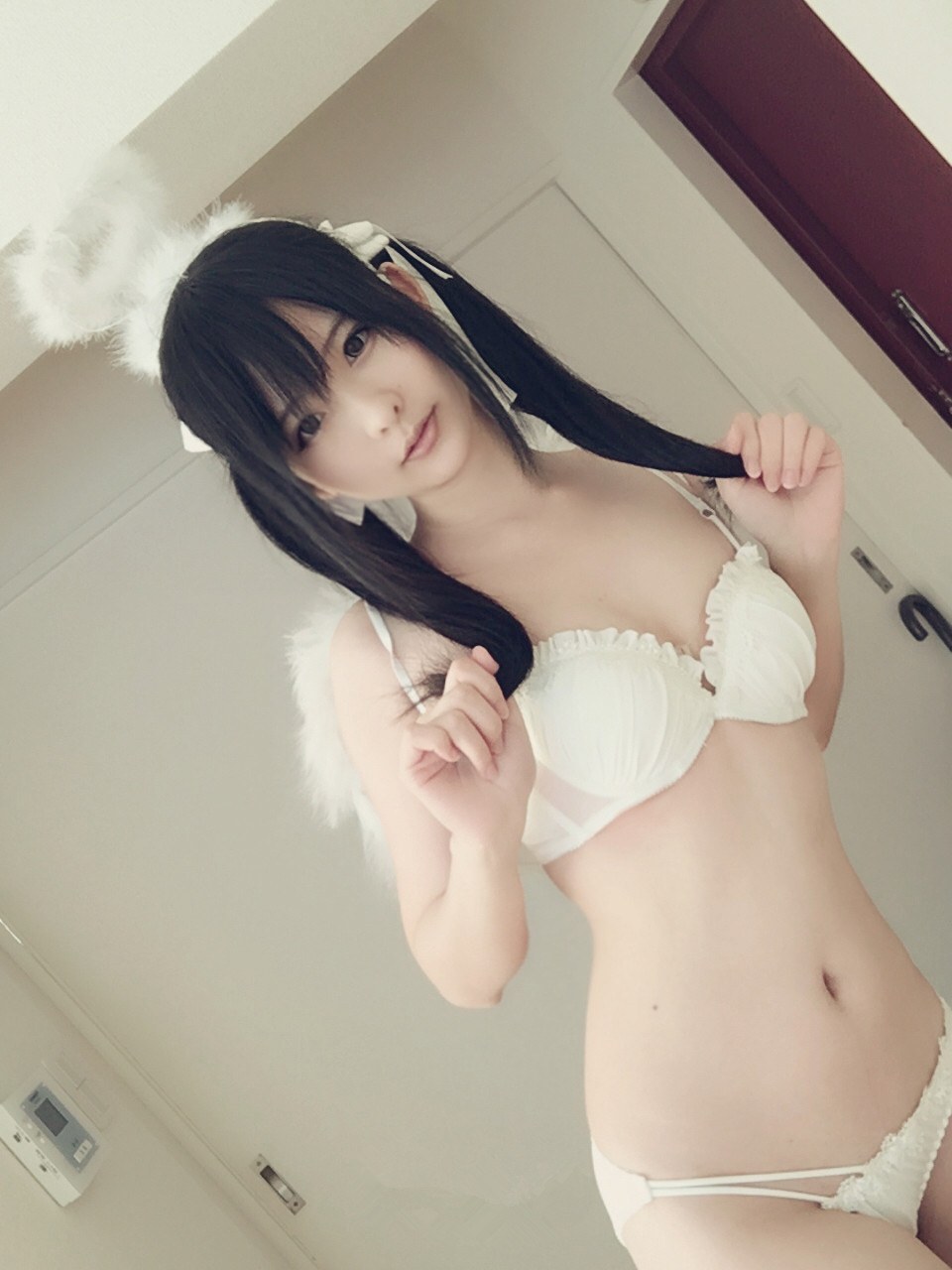 [私房] 习呆呆 - 天使主题：白丝美臀露点情趣私拍 30P2V