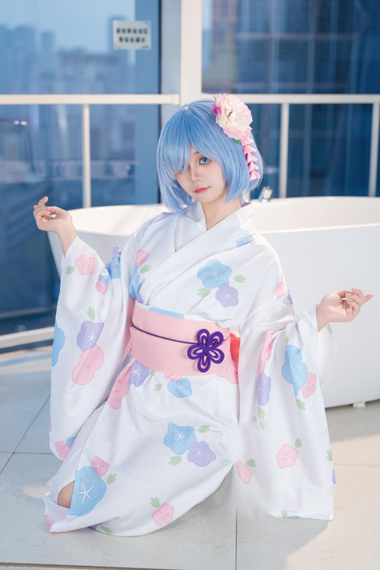 [cosplay] 小羊不吃草 - Re:Zero kara Hajimeru Isekai Seikatsu Rem kimono: tóc xanh, kimono tắm lớn 48P