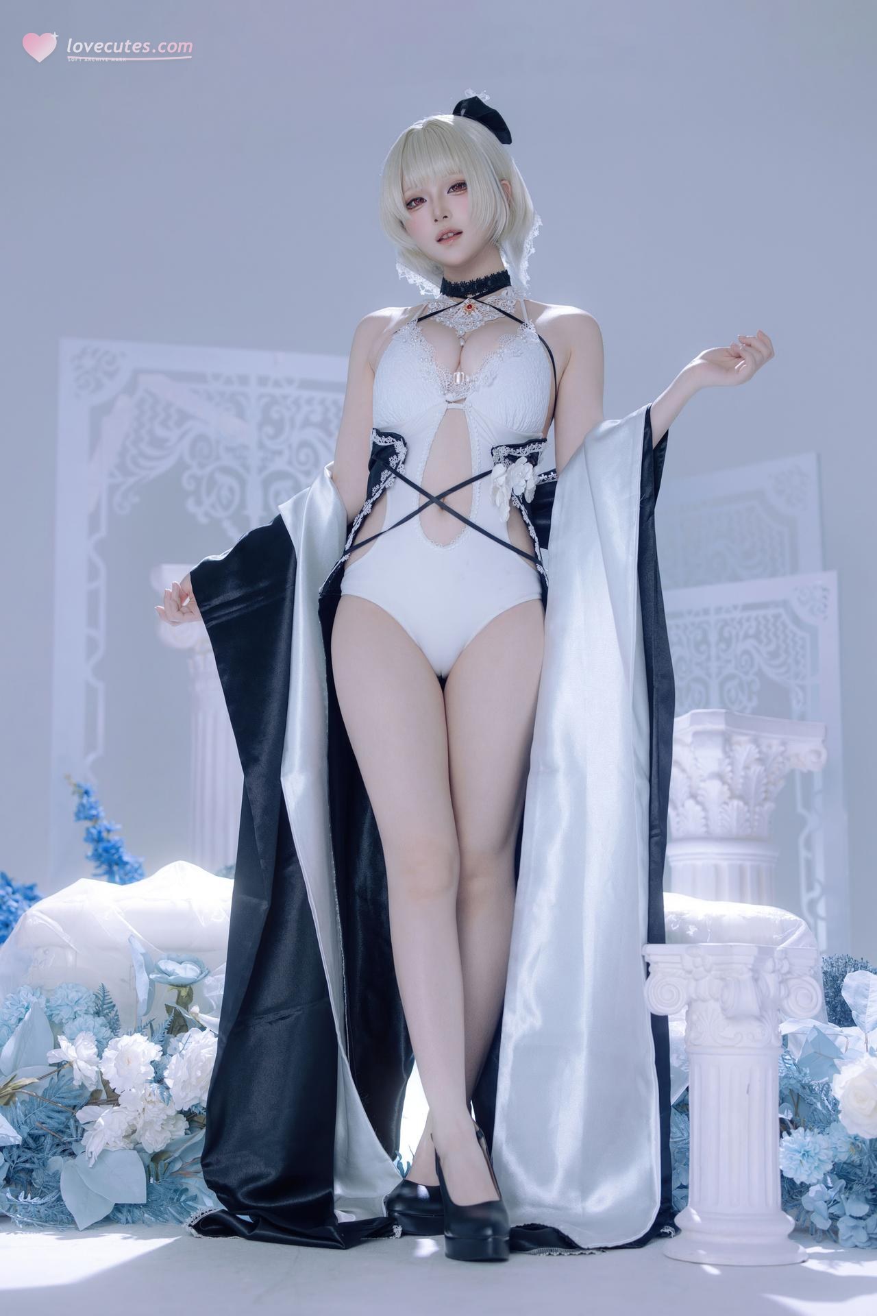 [cosplay] 屿鱼 - 碧蓝航线 可畏同人礼服：黑白礼服白丝美腿冰蓝布景 63P