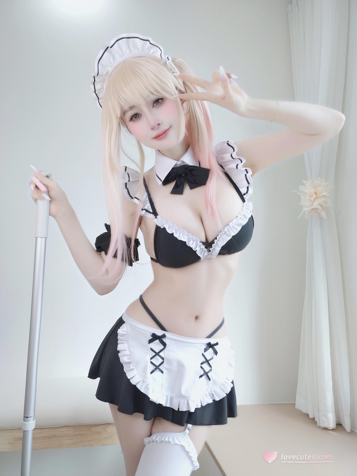[cosplay] 白银81 - Tình yêu của búp bê mặc đồ - Kitagawa Marin: váy hầu gái đen trắng, ngực đầy 62P