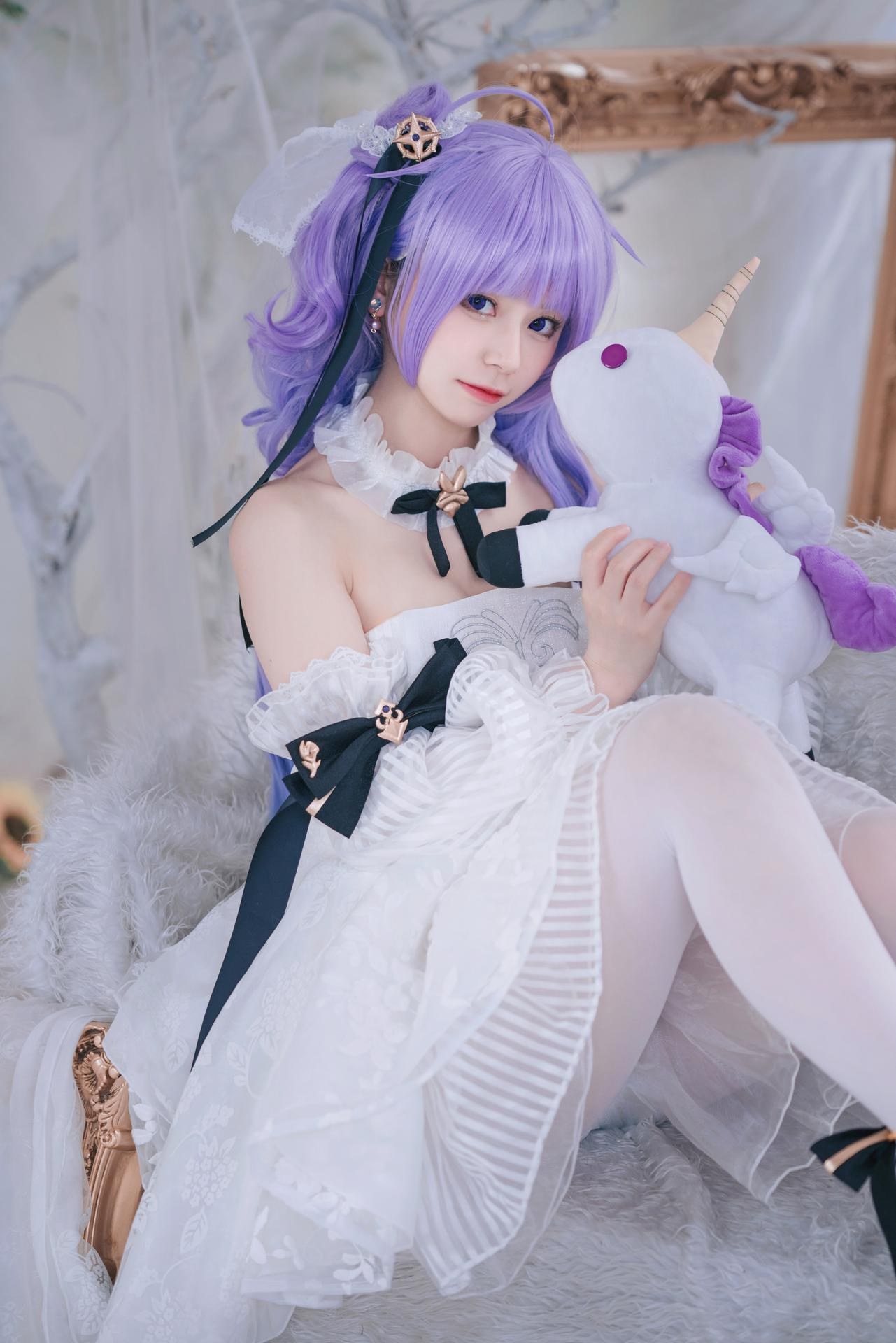 [cosplay] 猫大人 - Azur Lane Unicorn hoa cưới: váy cưới ngọt ngào tóc tím tái hiện 23P