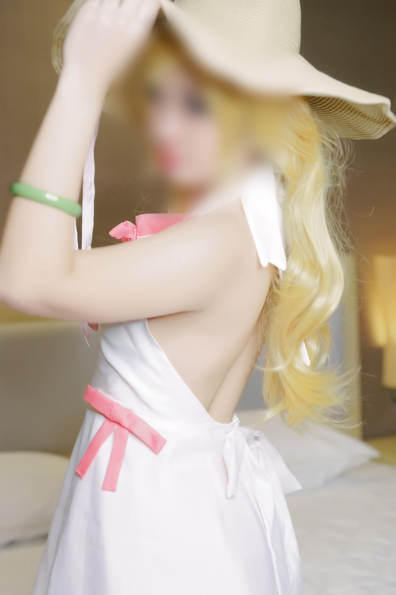[cosplay] 少女映画 - 忍野忍：tái hiện nhân vật quy mô lớn 80P
