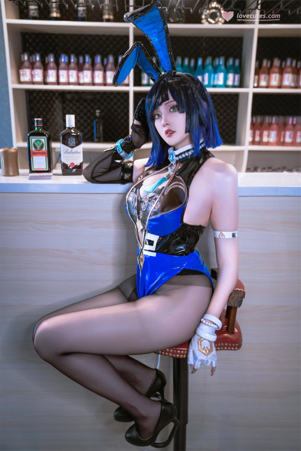 [cosplay] Natsuko夏夏子 - 原神夜兰兔女郎：酒吧黑丝高衩大尺度还原 74P1V