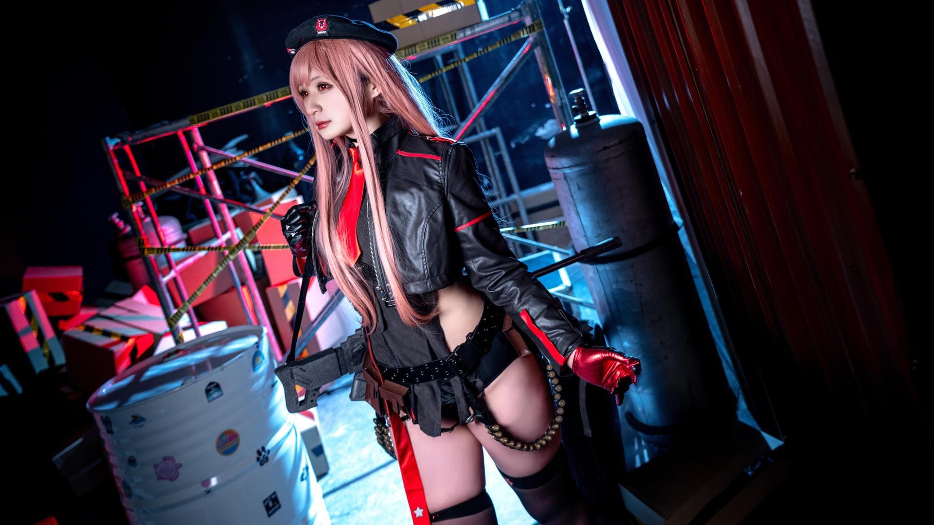 [cosplay] Zaya秋 - NIKKE胜利女神 拉毗：贝雷帽黑丝战术装美腿 25P