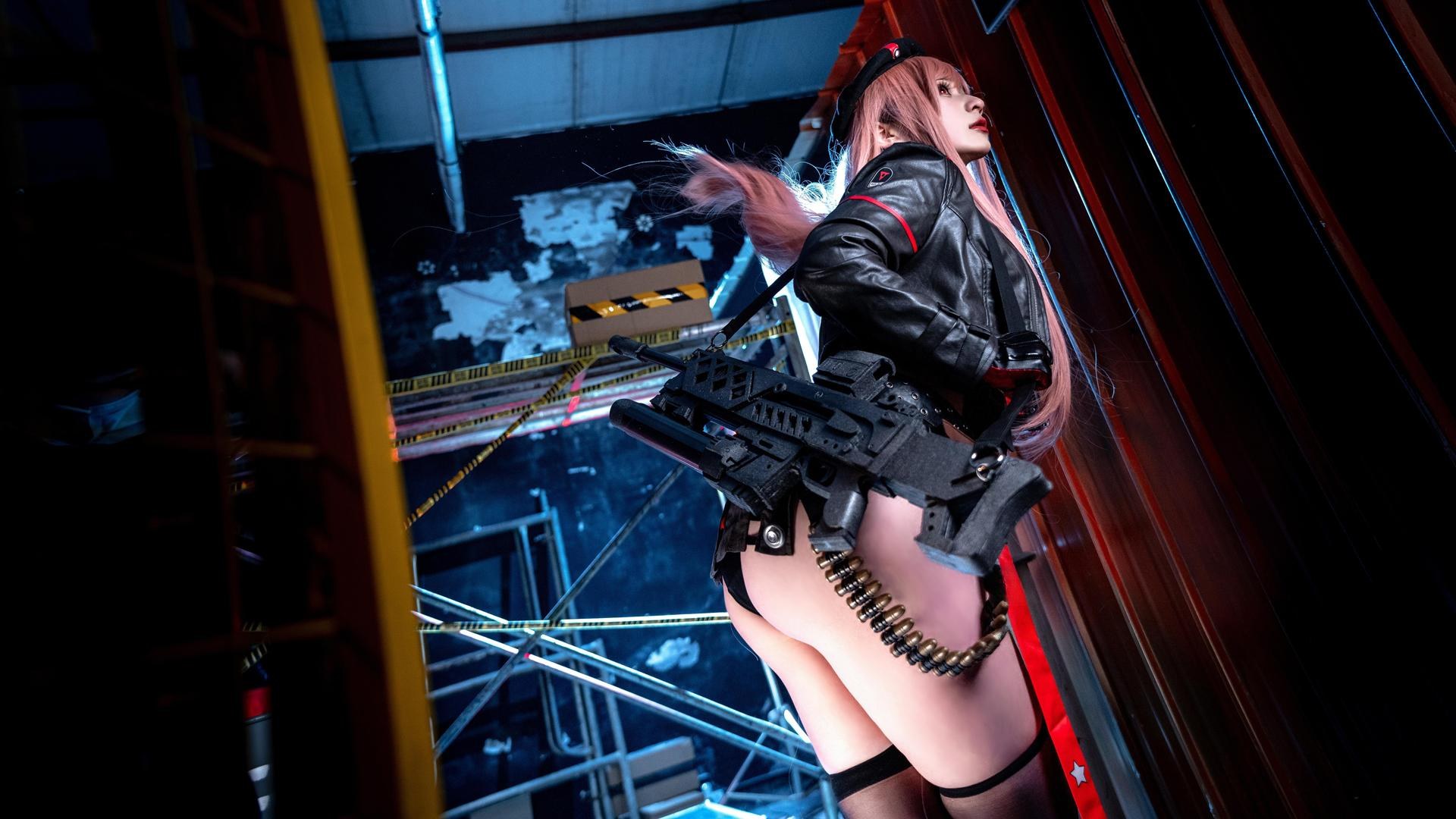 [cosplay] Zaya秋 - NIKKE胜利女神 拉毗：贝雷帽黑丝战术装美腿 25P